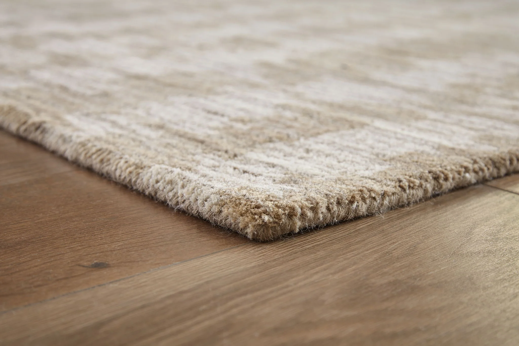 Abanlane - Brown / Cream - Medium Rug - 5' x 7' - Image 3