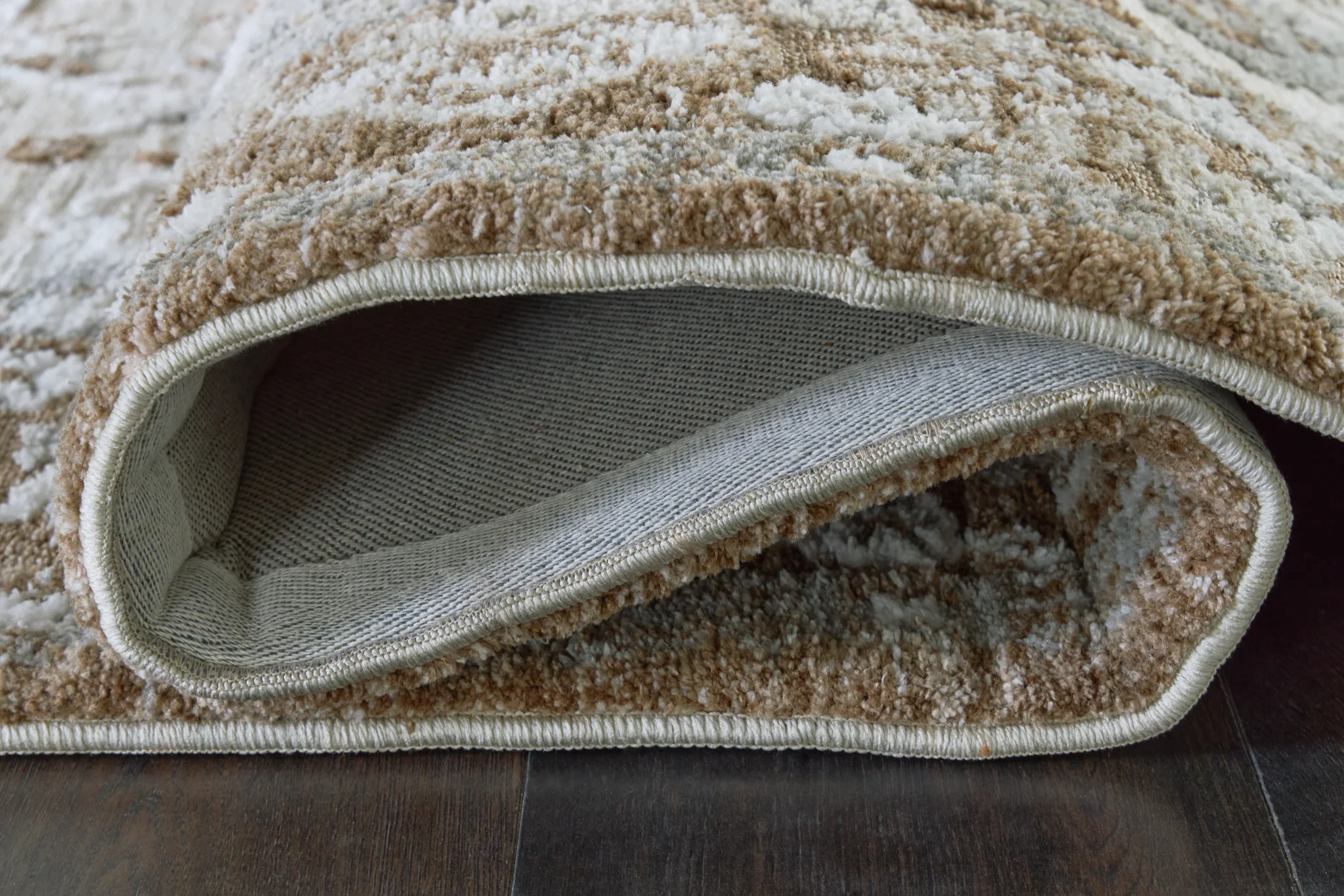 Ainswick - Memory Foam 5' x 7' Rug - Brown / Beige / Gray - Image 4