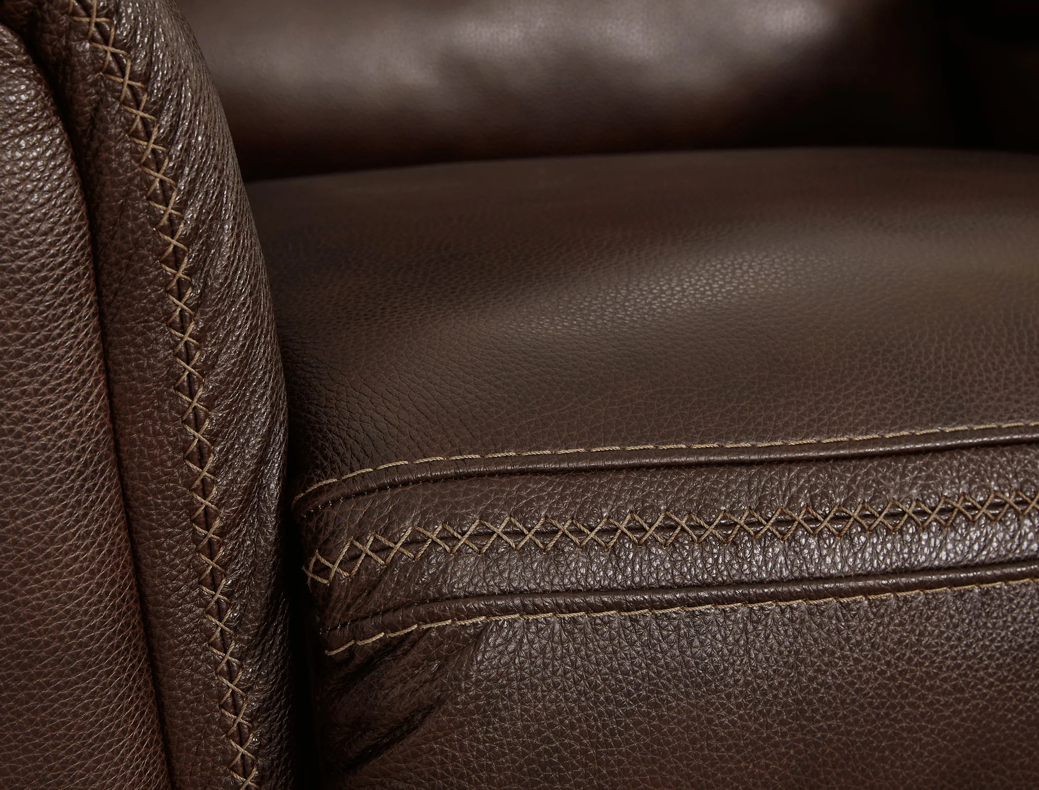 Alessandro - Walnut - Pwr Recliner/Adj Headrest - Image 8
