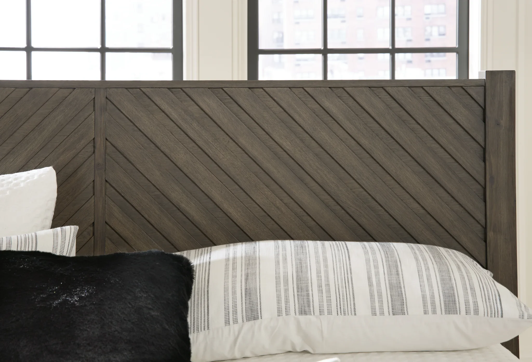 Arkenton - Grayish Brown - King Panel Bed - Image 7