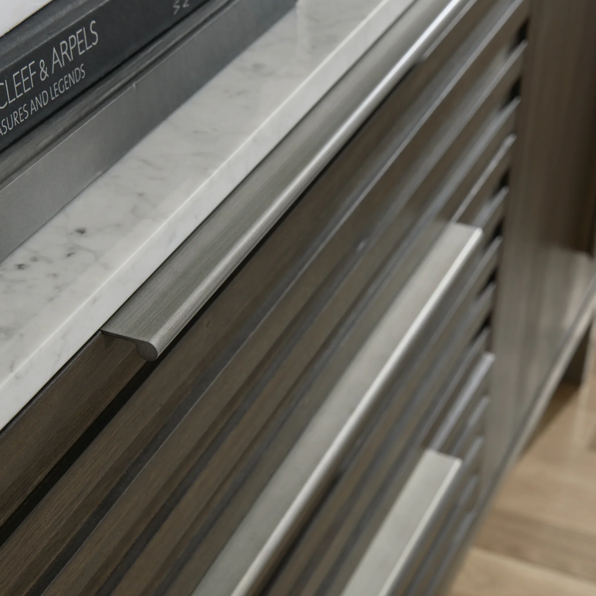 Arkenton - Grayish Brown / White - Dresser - Image 7