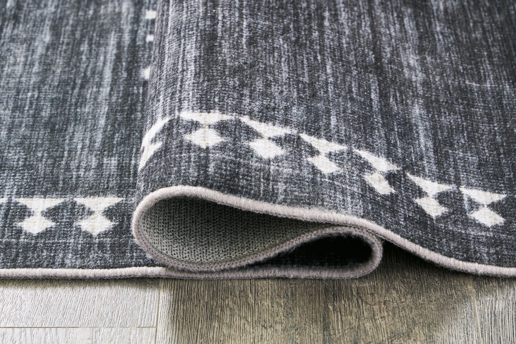 Arloman - Black / Cream / Gray - Medium Rug - 5' x 7' - Image 4