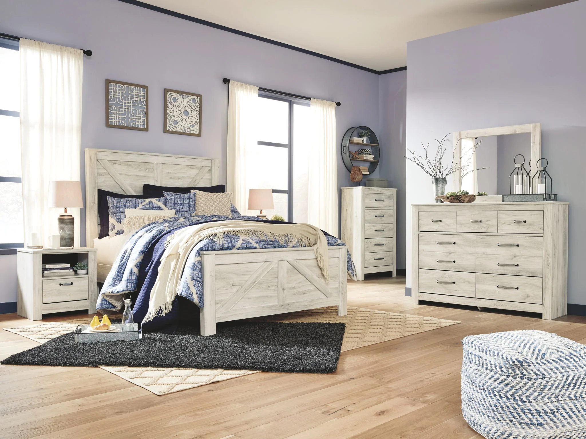 Bellaby - Whitewash - Queen Crossbuck Panel Bed - Image 3