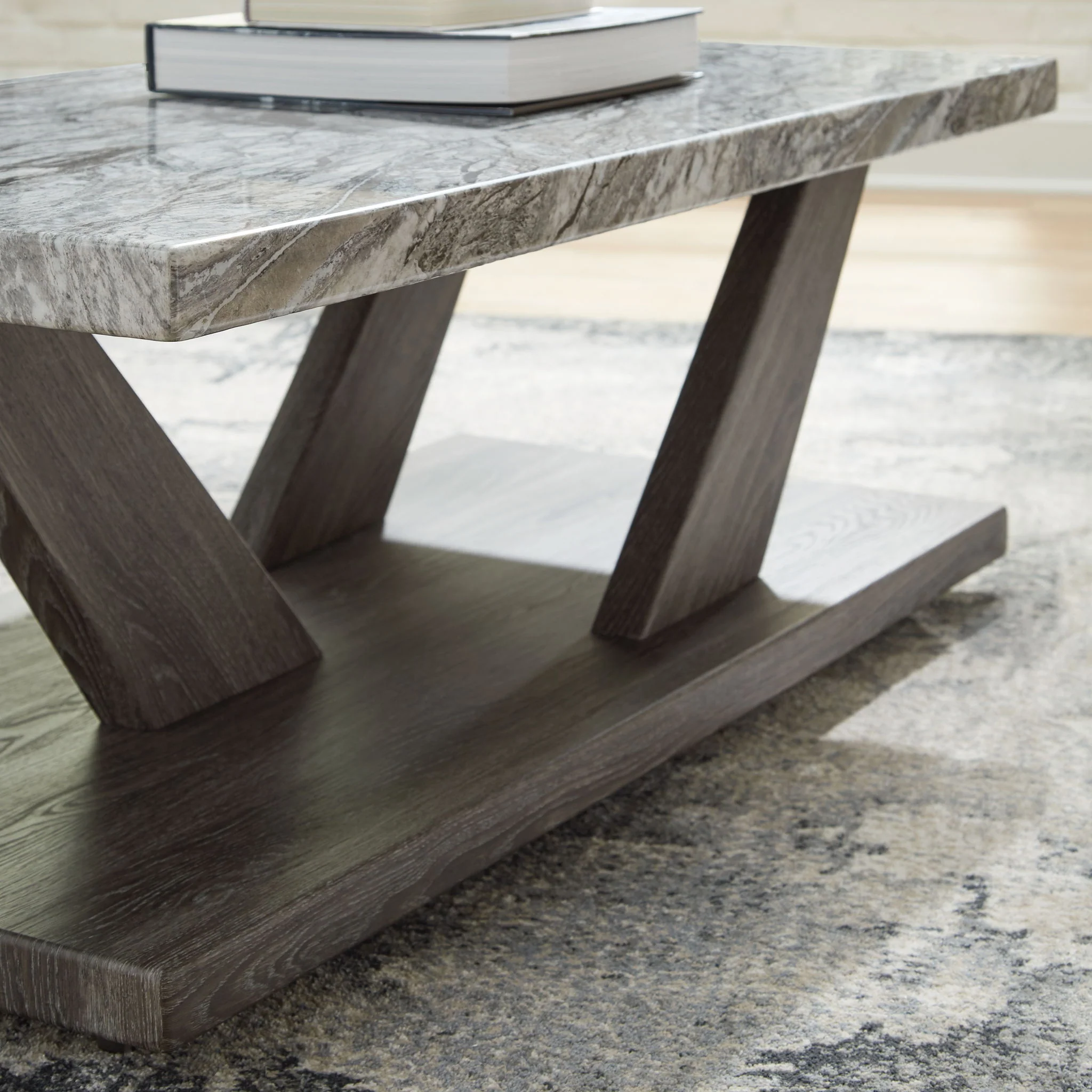 Bensonale - Brown / Gray - Occasional Table Set (Set of 3) - Image 11