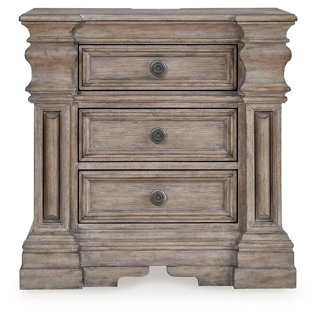 Blairhurst - Light Grayish Brown - Three Drawer Night Stand - Image 5