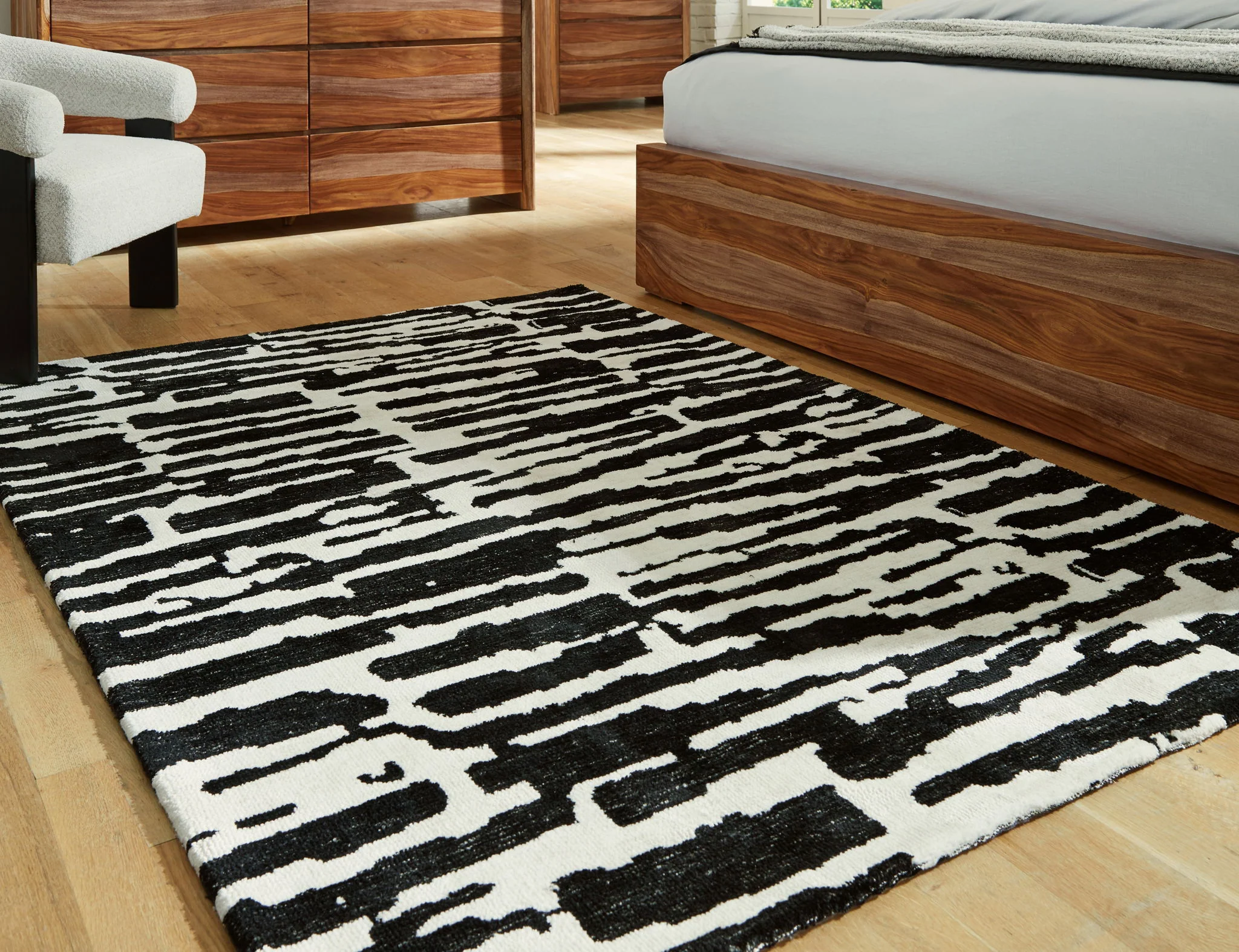 Bramshaw - Black / Ivory - Medium Rug - 5' x 7' - Image 2