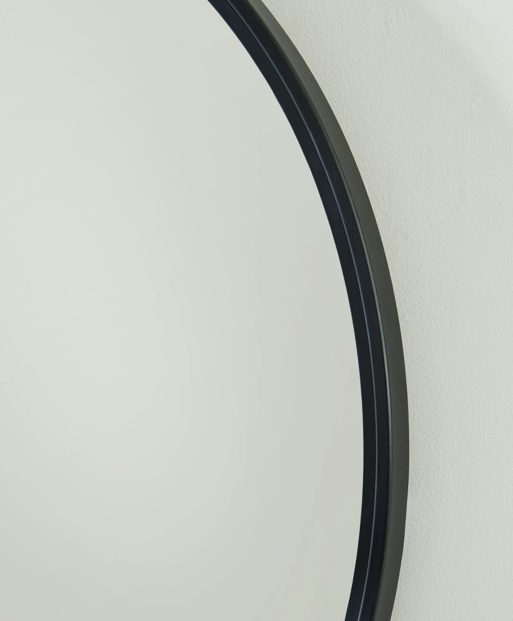 Brocky - Black - Oval Accent Mirror - Image 3