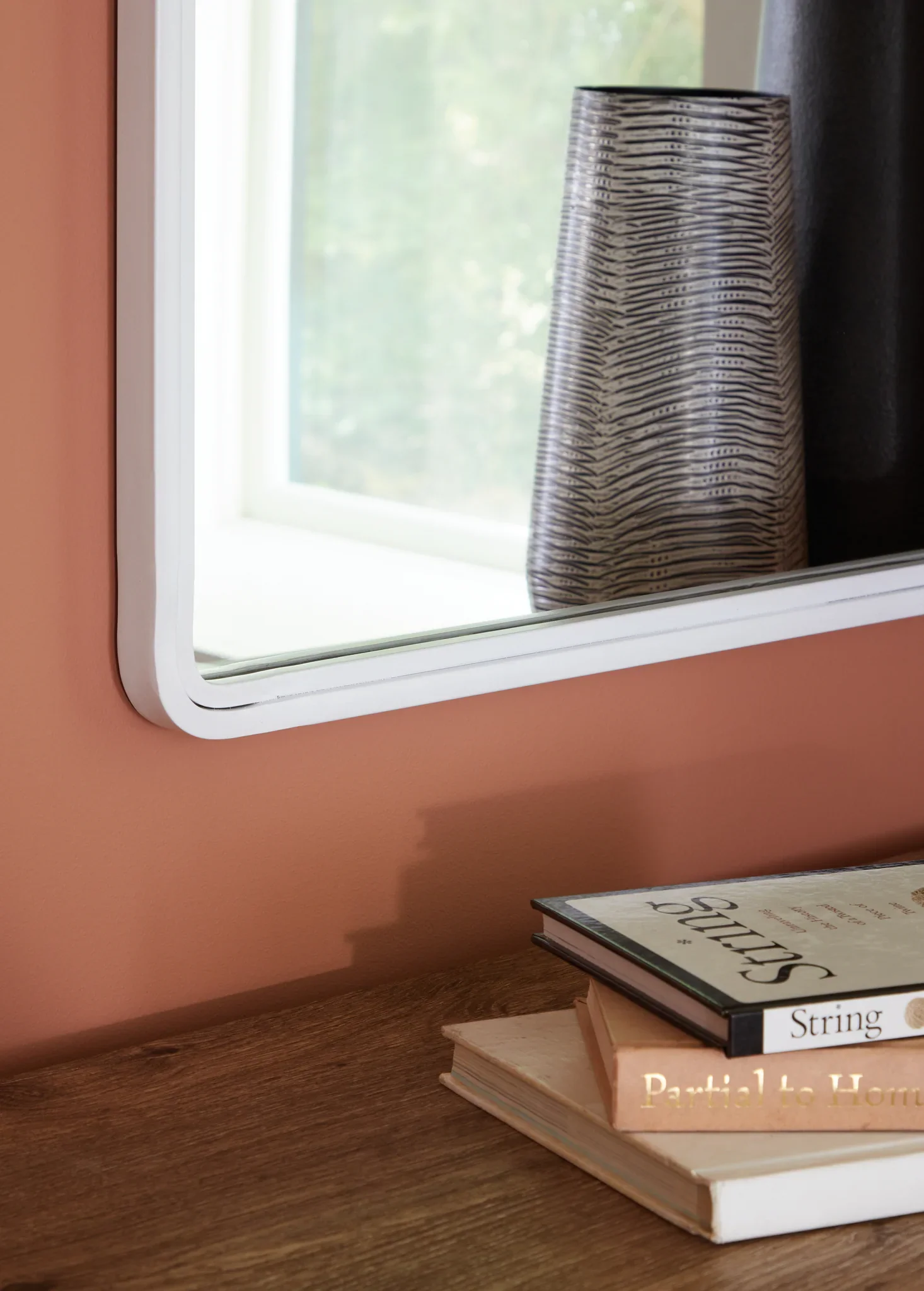 Brocky - White - Accent Mirror - Rectangle - Image 6