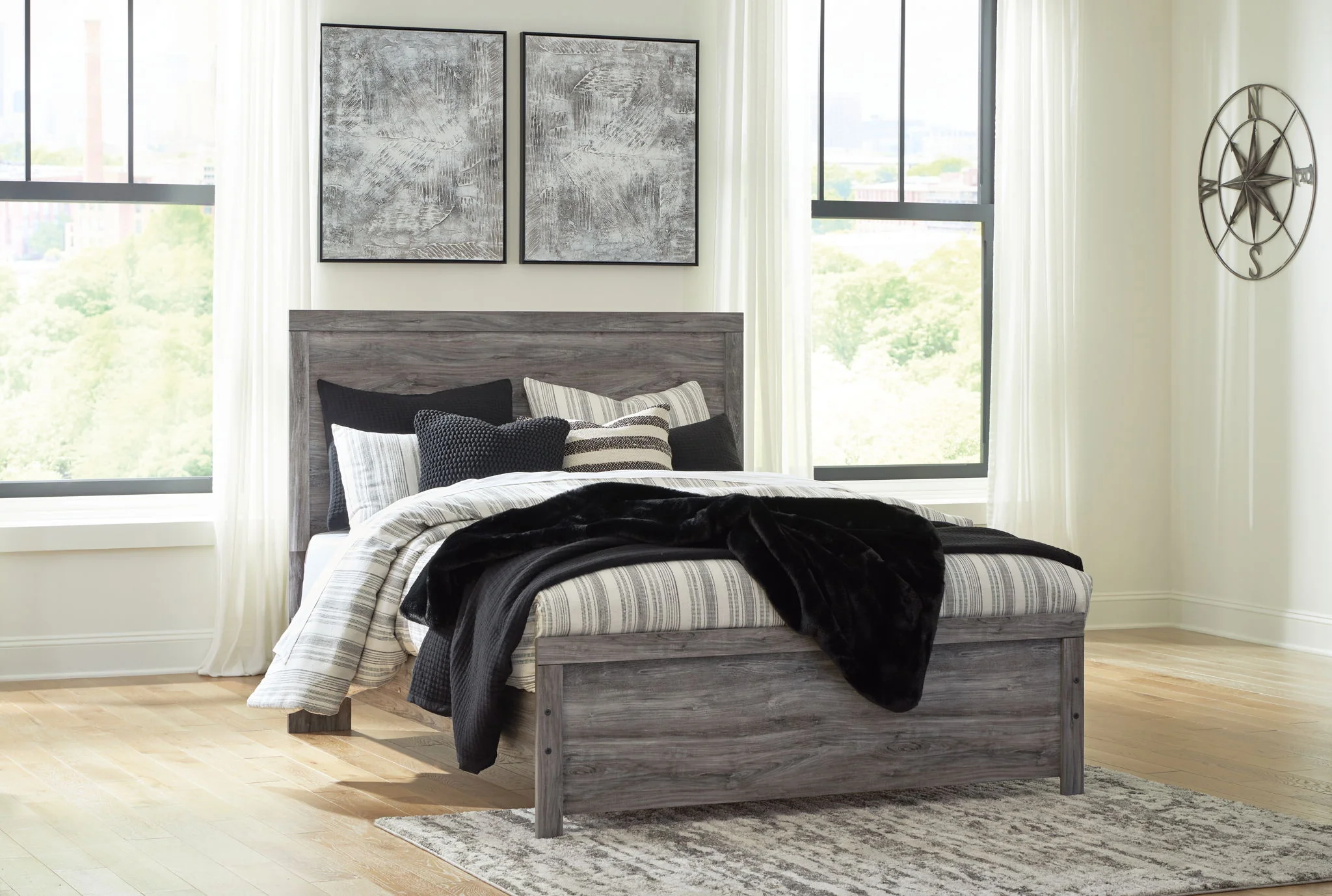Bronyan - Dark Gray - Queen Panel Bed - Image 2
