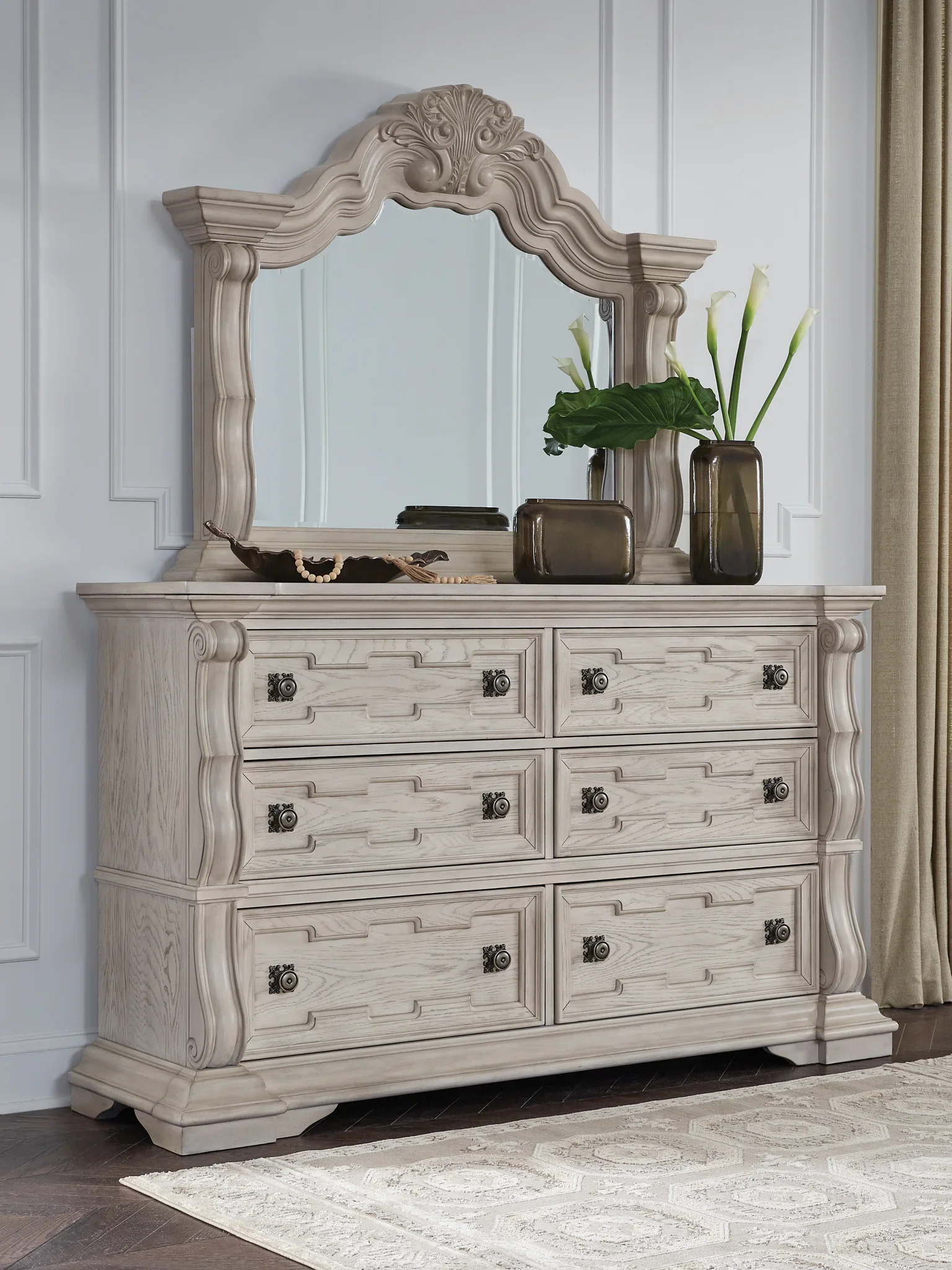 Bruchandi - Antique White - Dresser And Mirror - Image 2