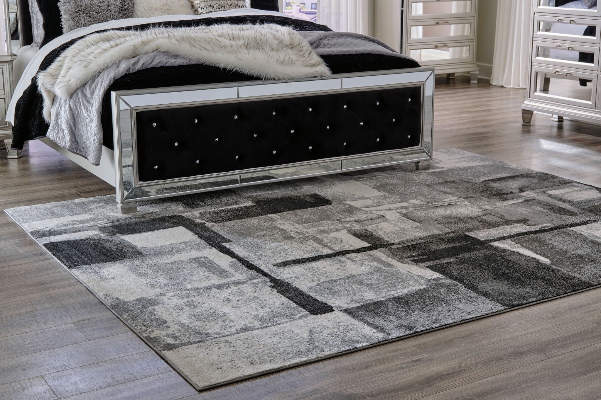 Brycebourne - Black / Cream / Gray - Medium Rug - 5' x 8' - Image 2