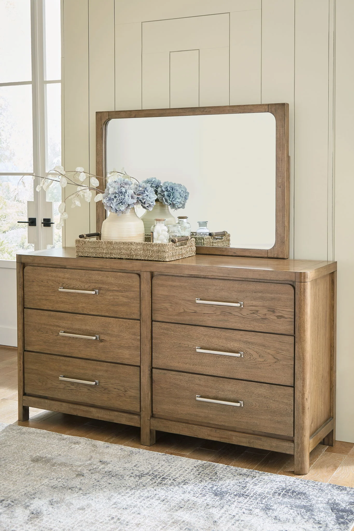 Cabalynn - Light Brown - Dresser And Mirror - Image 2
