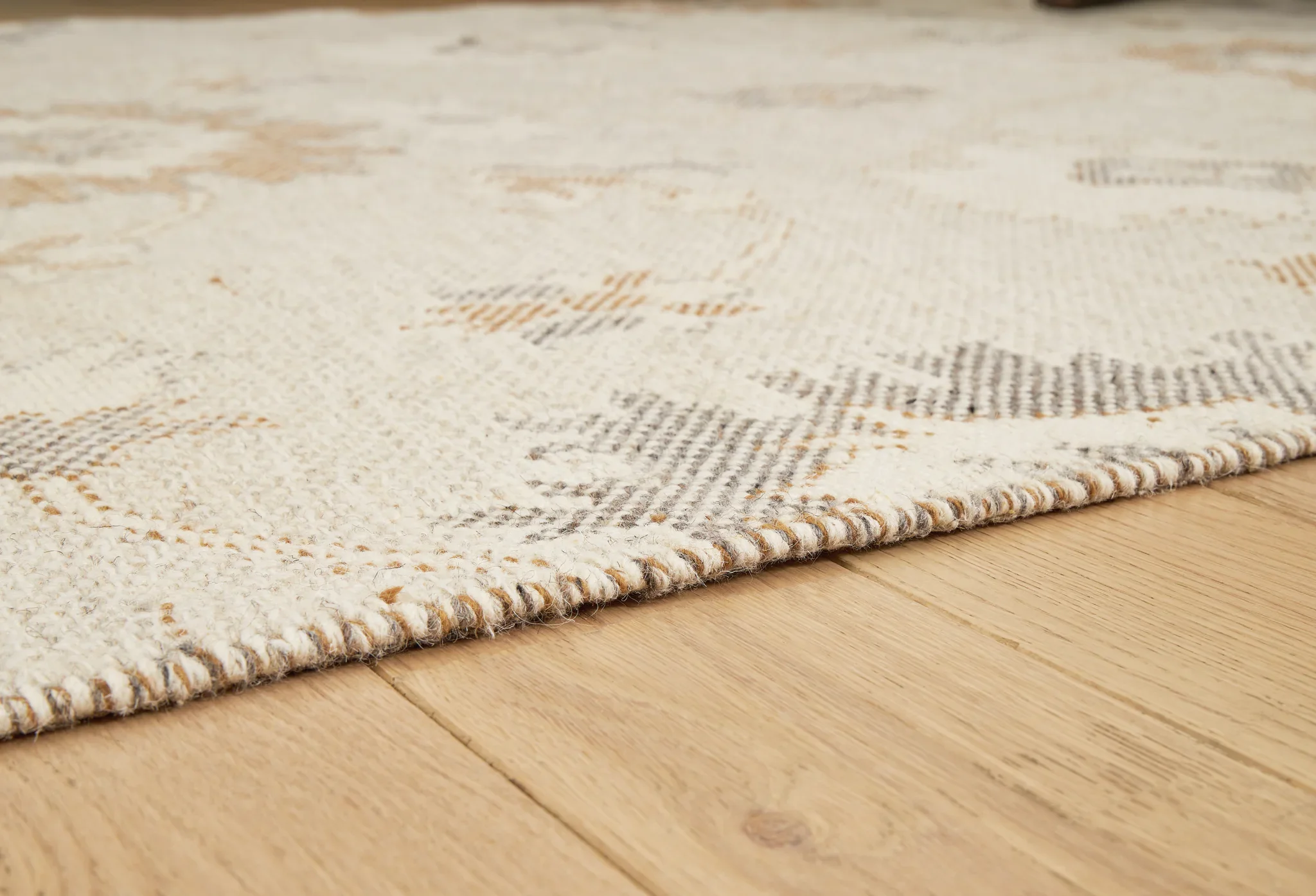 Calkin - Linen / Gray / Caramel - Medium Rug - 5' x 7' - Image 3