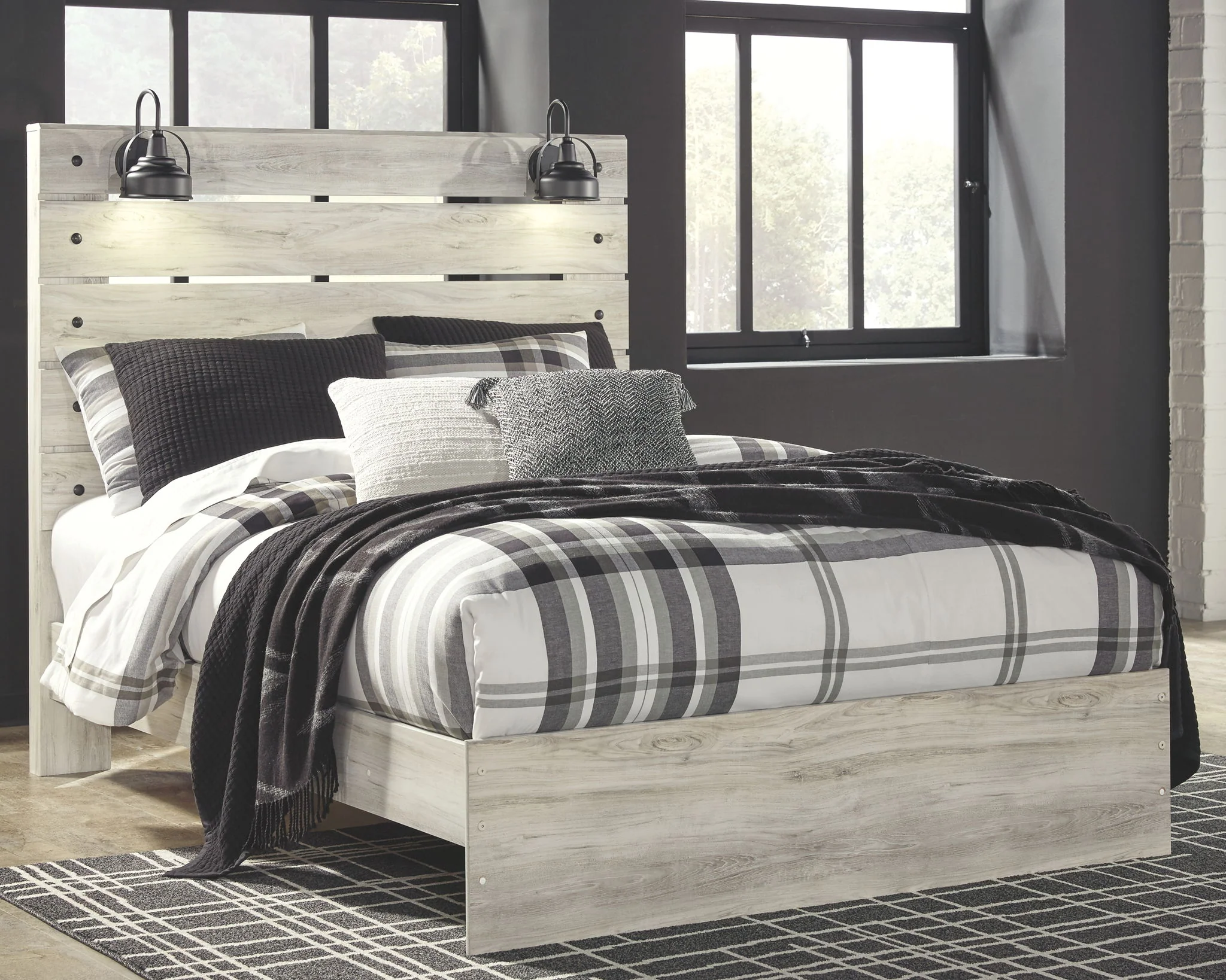 Cambeck - Whitewash - Queen Panel Bed - Image 2