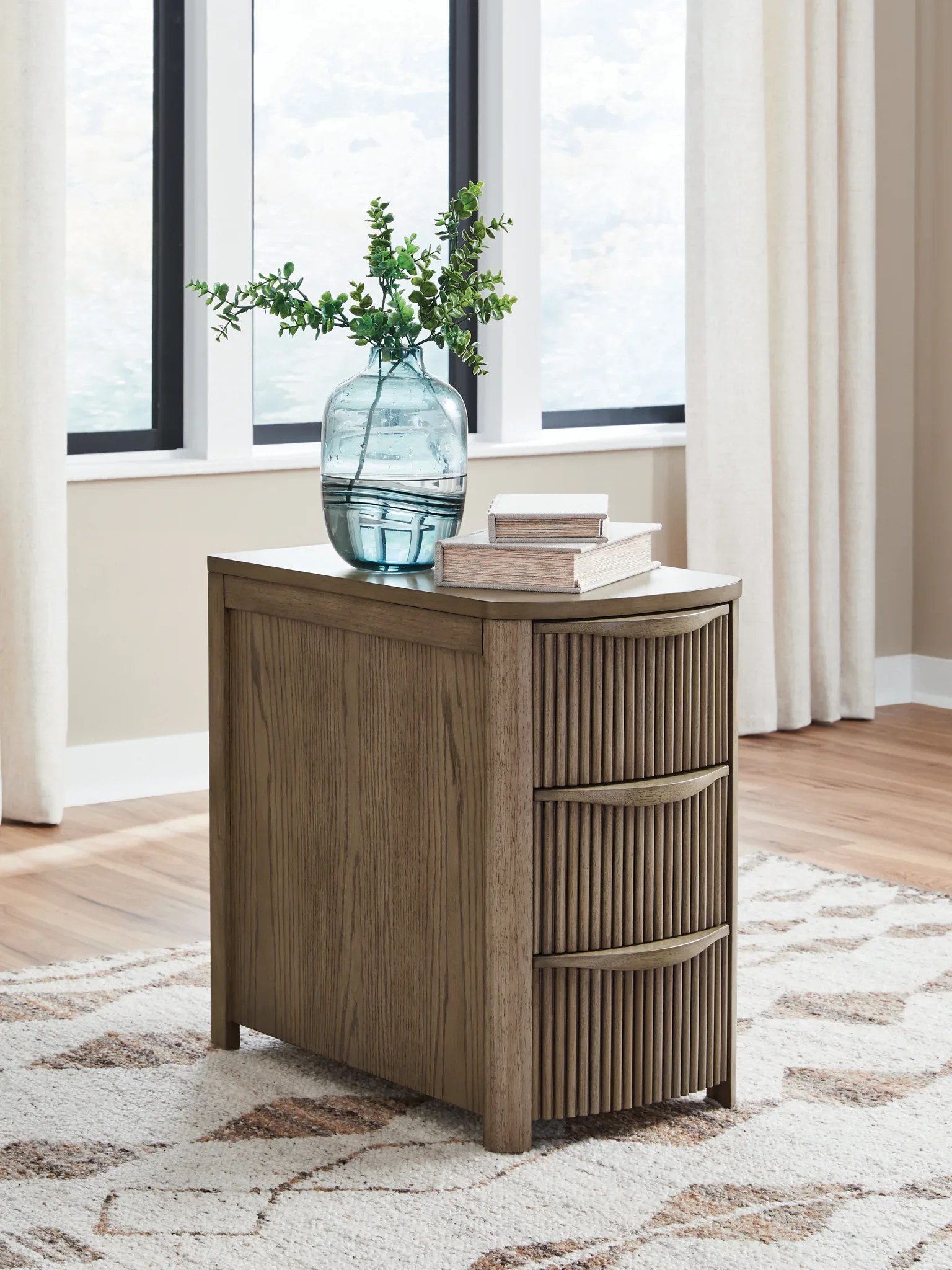 Camdill - Light Brown - Chair Side End Table - Image 2