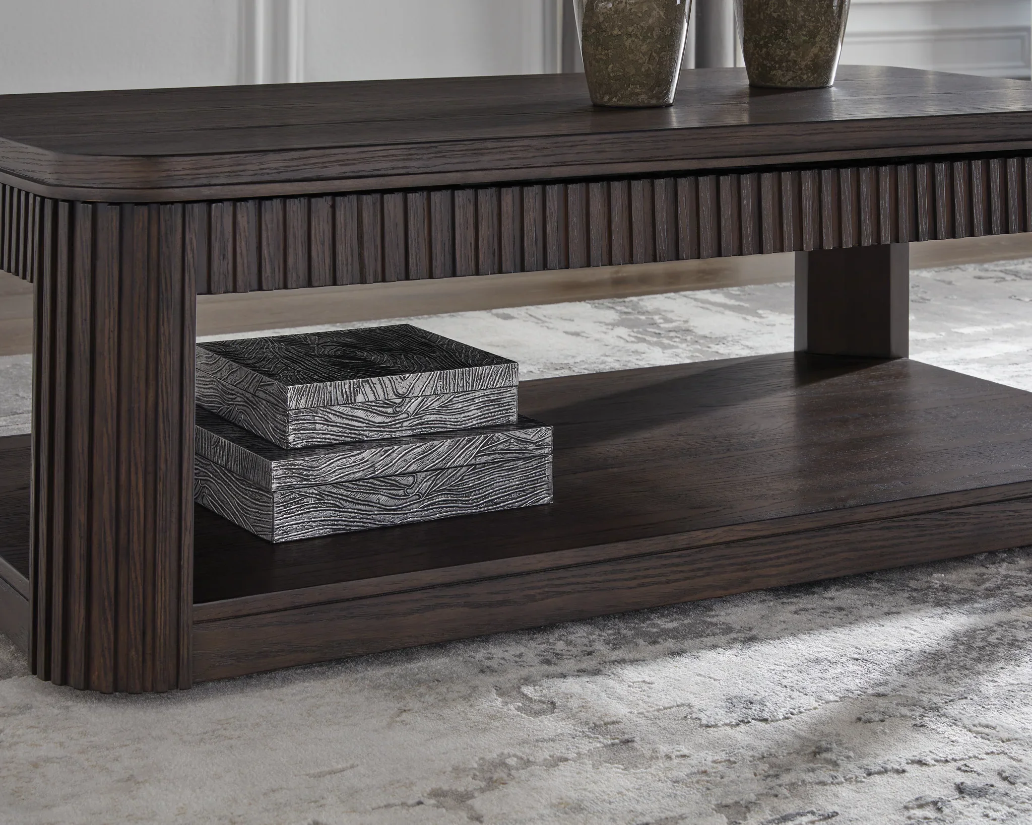 Carlibrie - Warm Brown - Lift Top Cocktail Table - Image 7