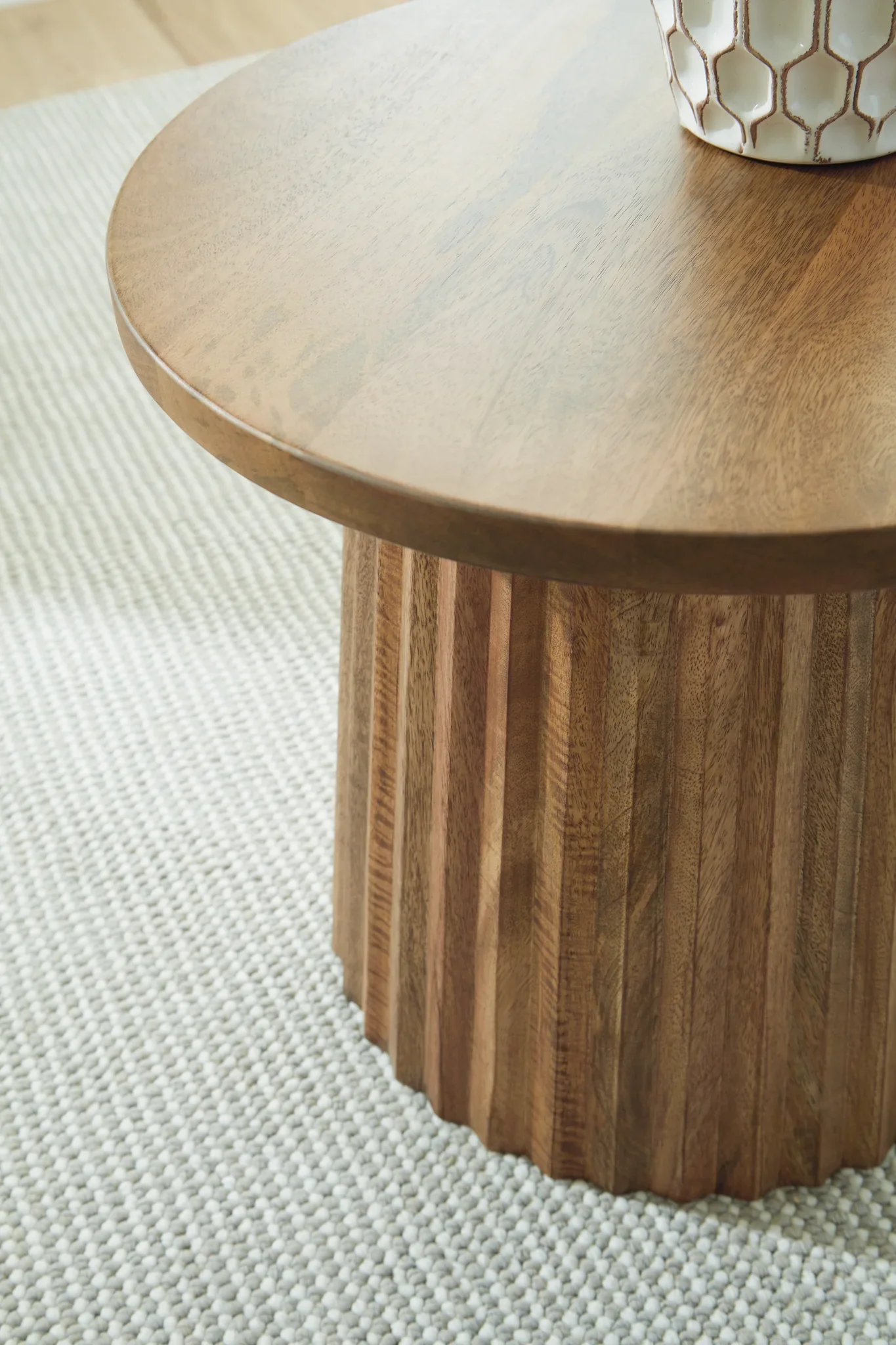 Ceilby - Natural - Accent Table - Image 3