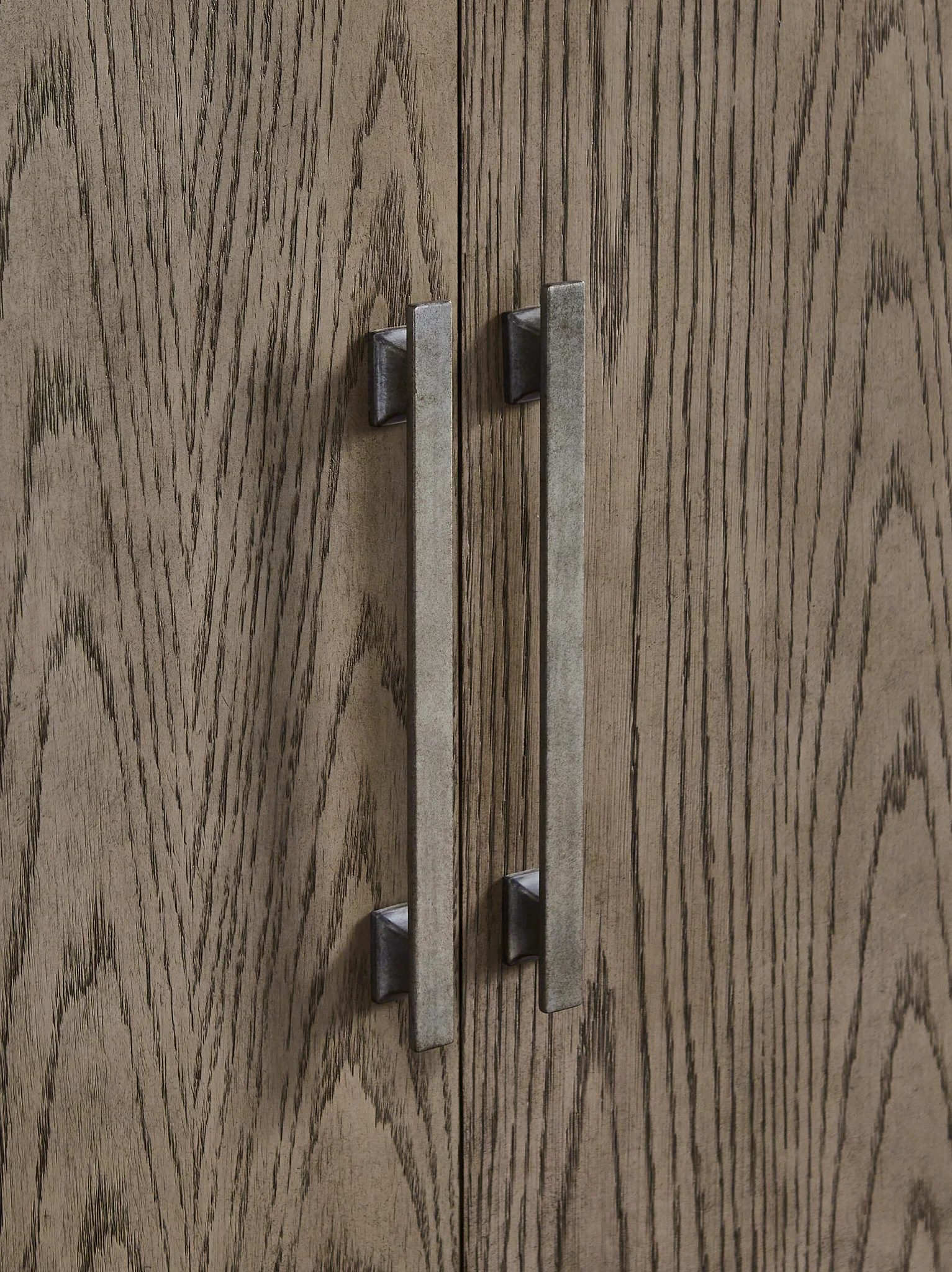 Chrestner - Gray - Dining Room Server - Image 6