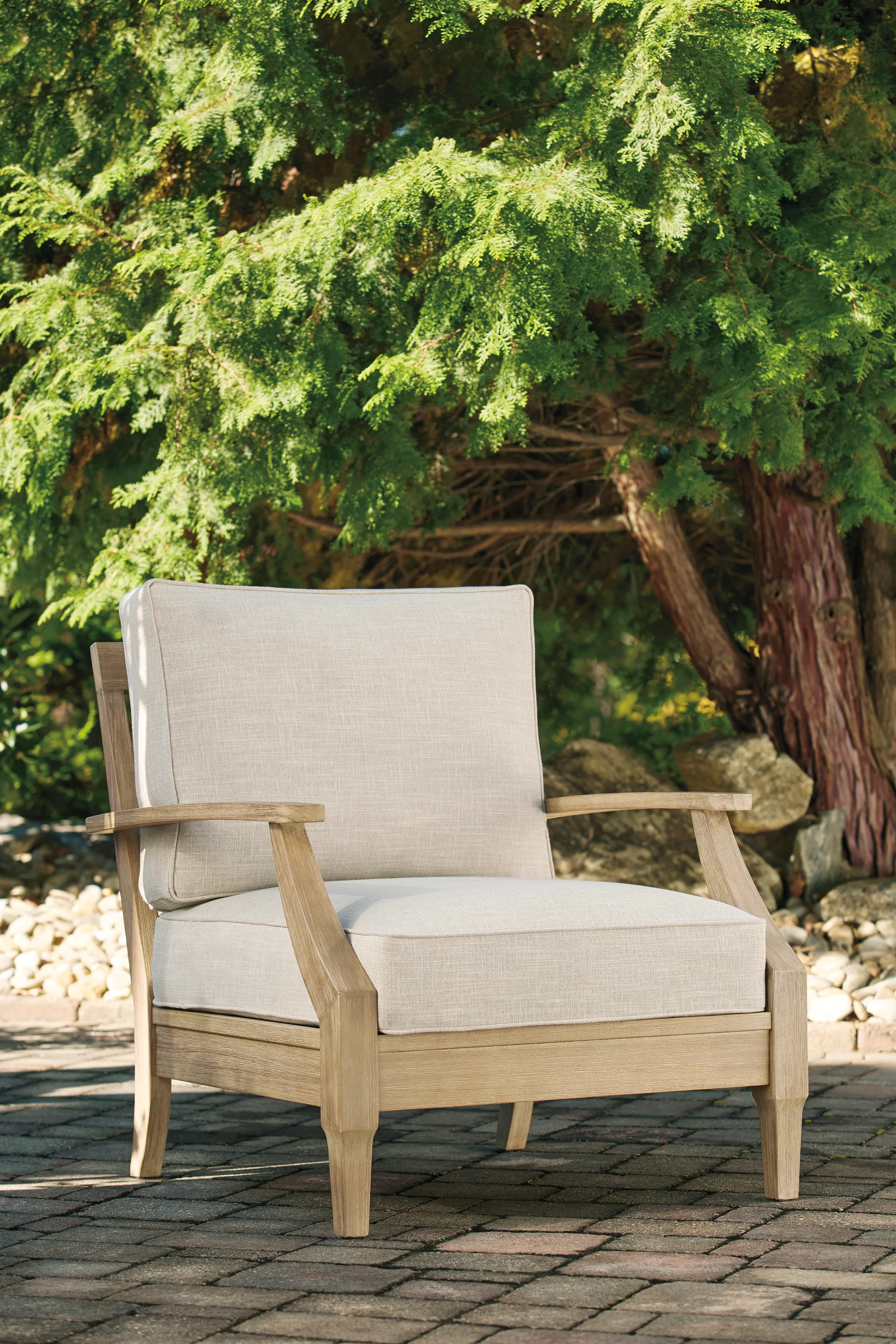 “Clare View” Outdoor Chair - Image 3