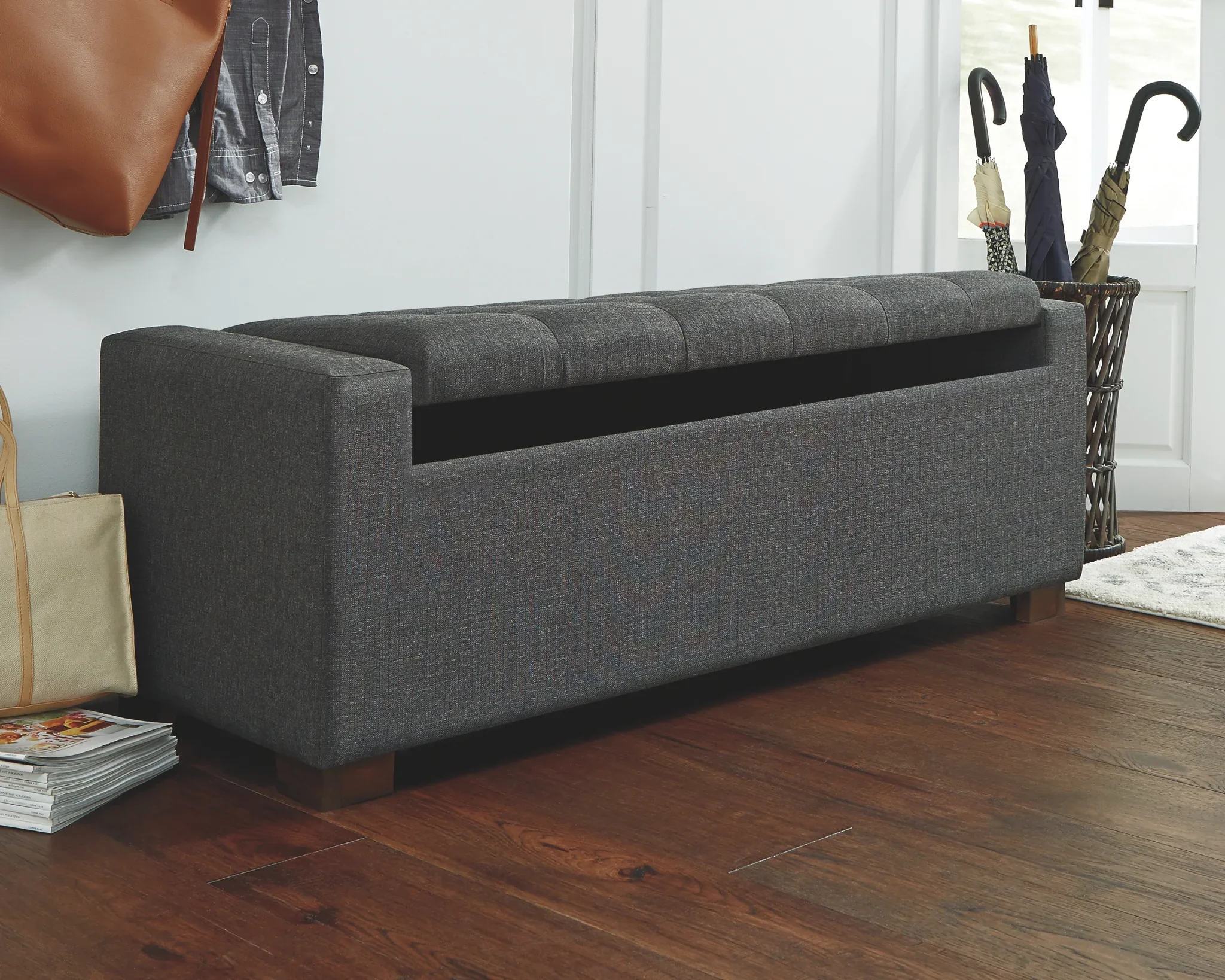 Cortwell - Gray - Storage Bench - Image 3