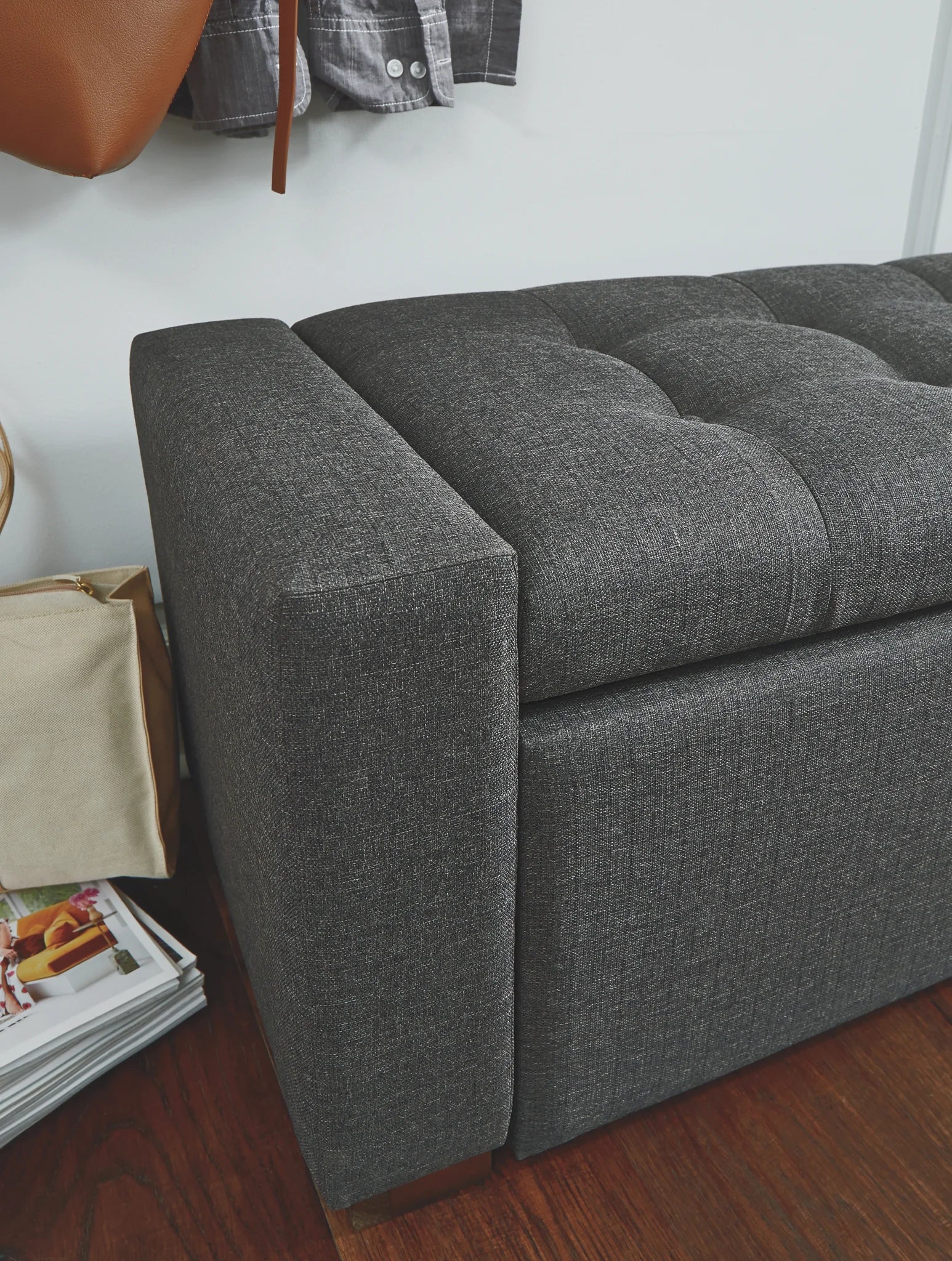 Cortwell - Gray - Storage Bench - Image 4