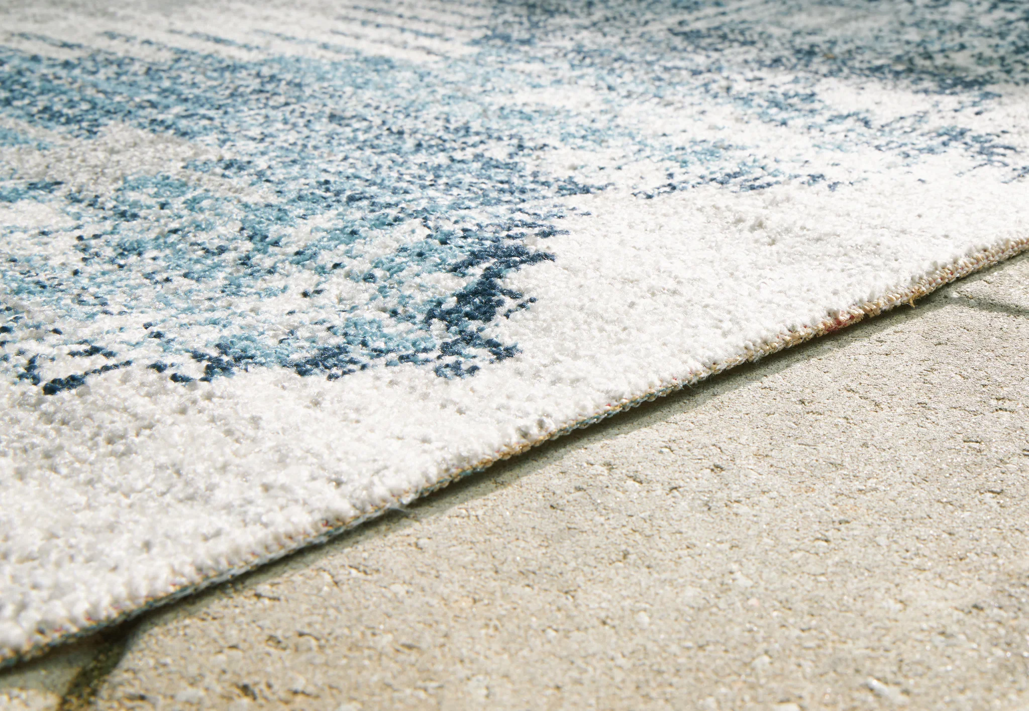 Daddridge - Blue / Gray / Ivory - Medium Rug - 5' x 7' - Image 3