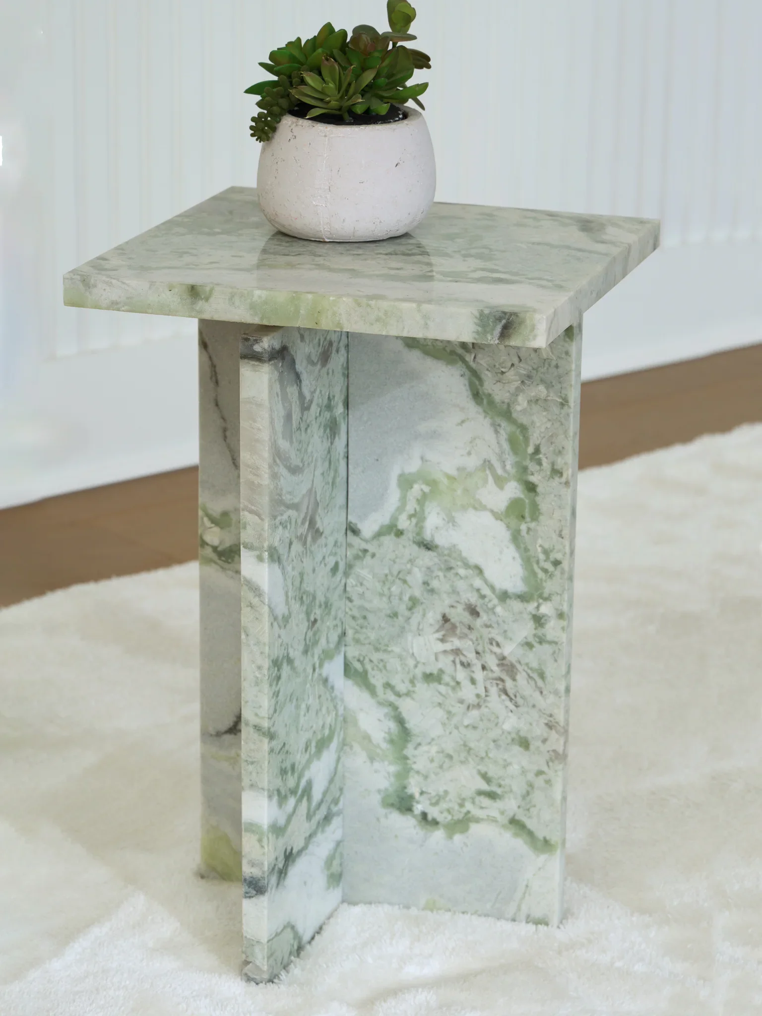 Deaconwell - White / Green - Accent Table - Image 2