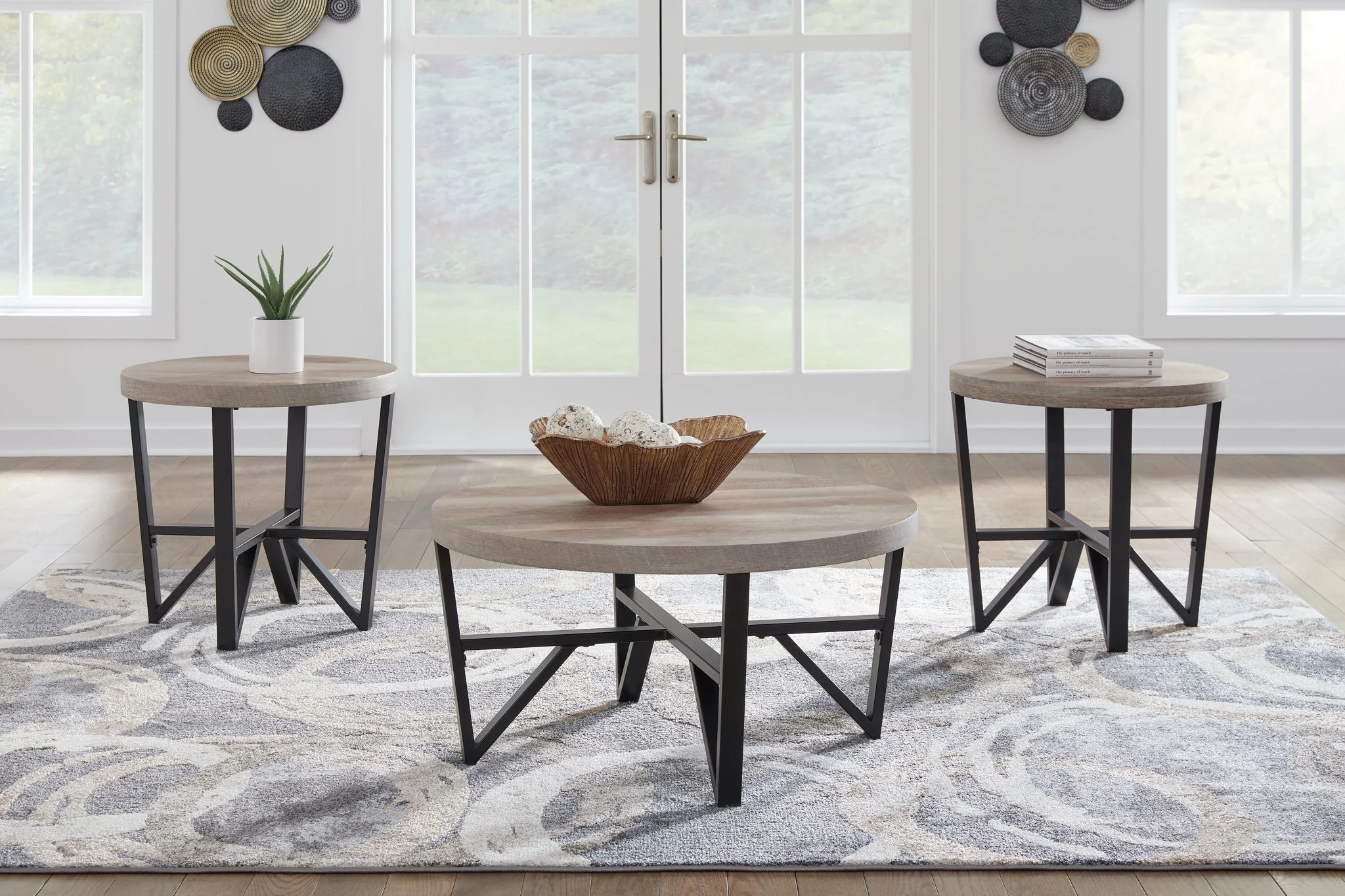 Deanlee - Grayish Brown / Black - Occasional Table Set (Set of 3) - Image 2