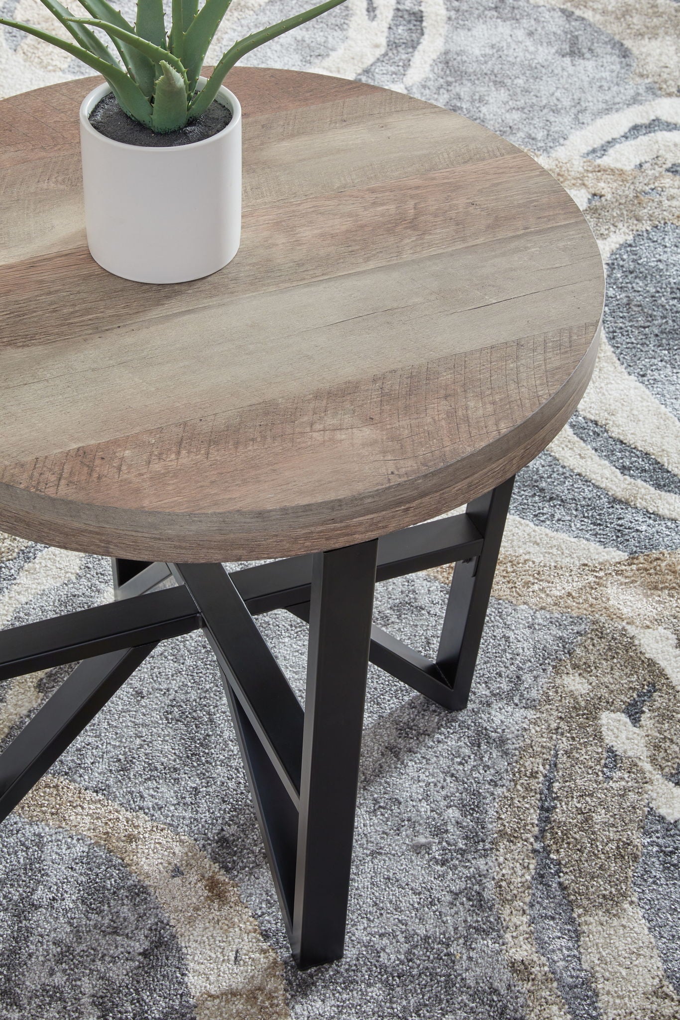 Deanlee - Grayish Brown / Black - Occasional Table Set (Set of 3) - Image 4