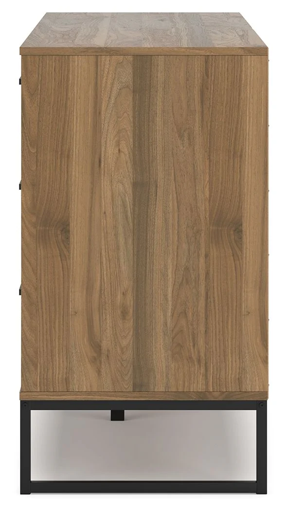 Deanlow - Honey - Six Drawer Dresser - Image 5