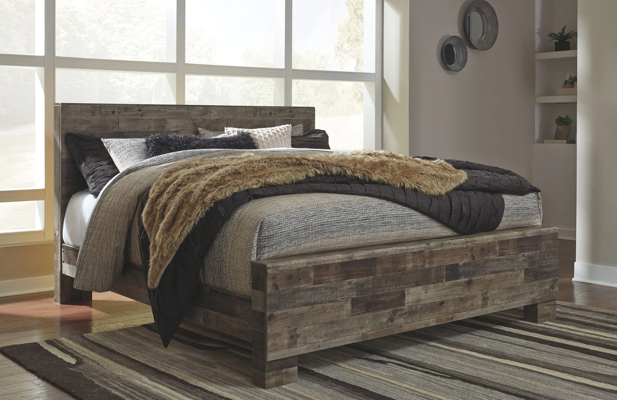 Derekson - Multi Gray - King Panel Bed - Image 2