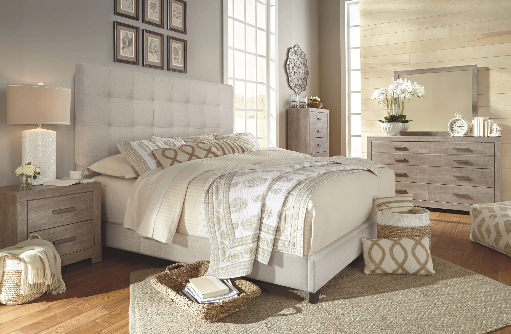 Dolante - Beige - King Upholstered Bed - Image 6