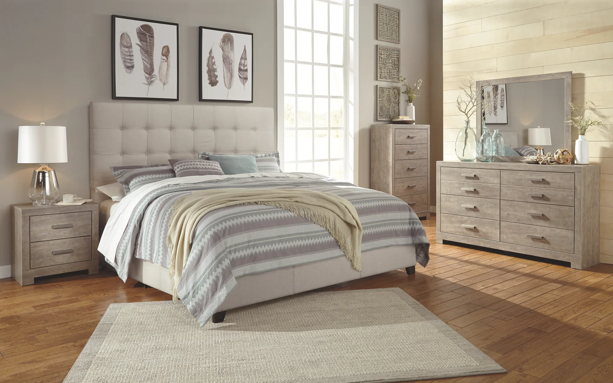 Dolante - Beige - King Upholstered Bed - Image 8