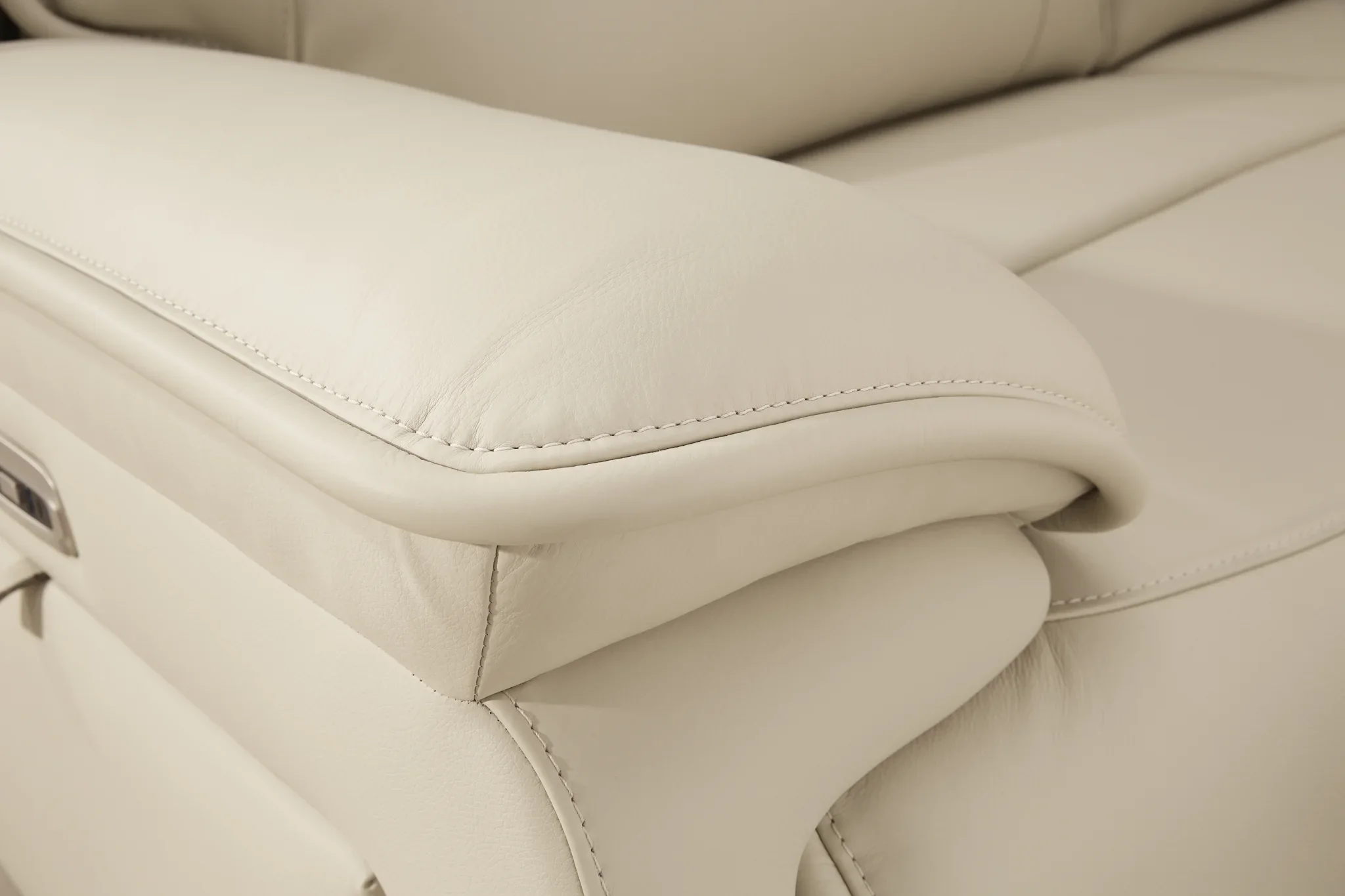 Double Deal - Almond - 2-Piece Power Reclining Loveseat Sectional With Console - Image 7