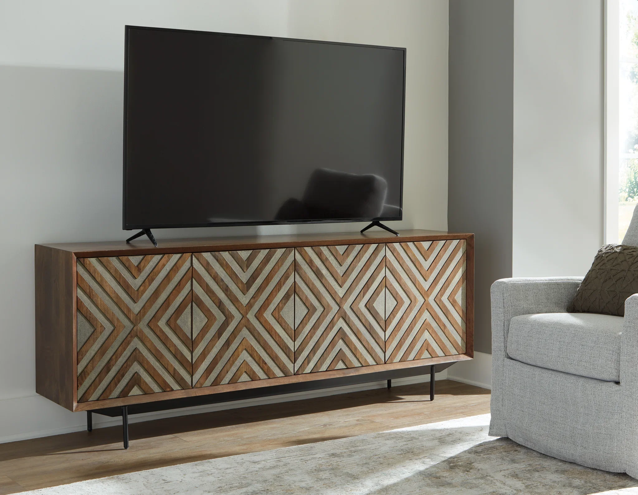 Dreggan - Brown / Gold Finish - Accent Cabinet - Image 3
