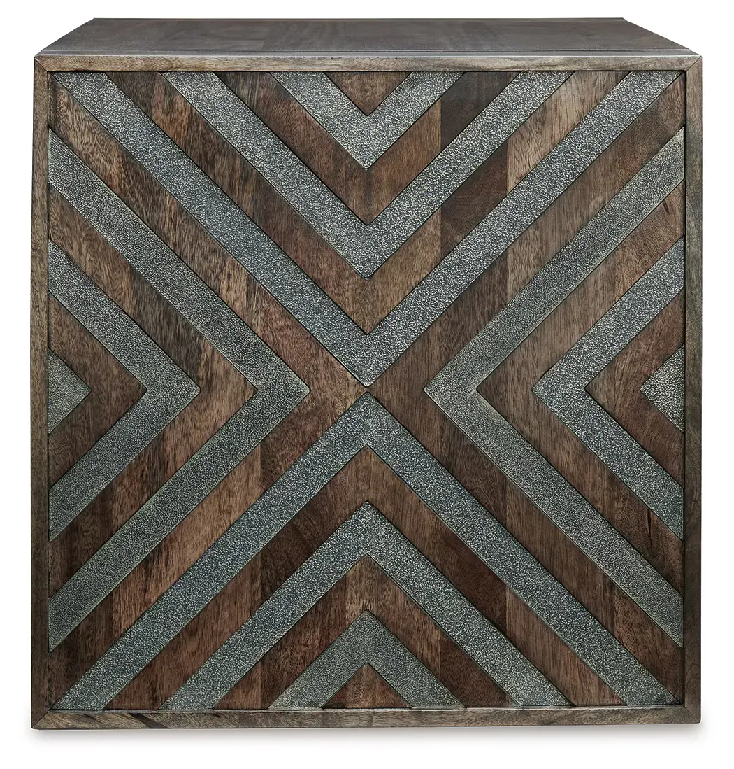 Dreggan - Brown - Square End Table - Image 4