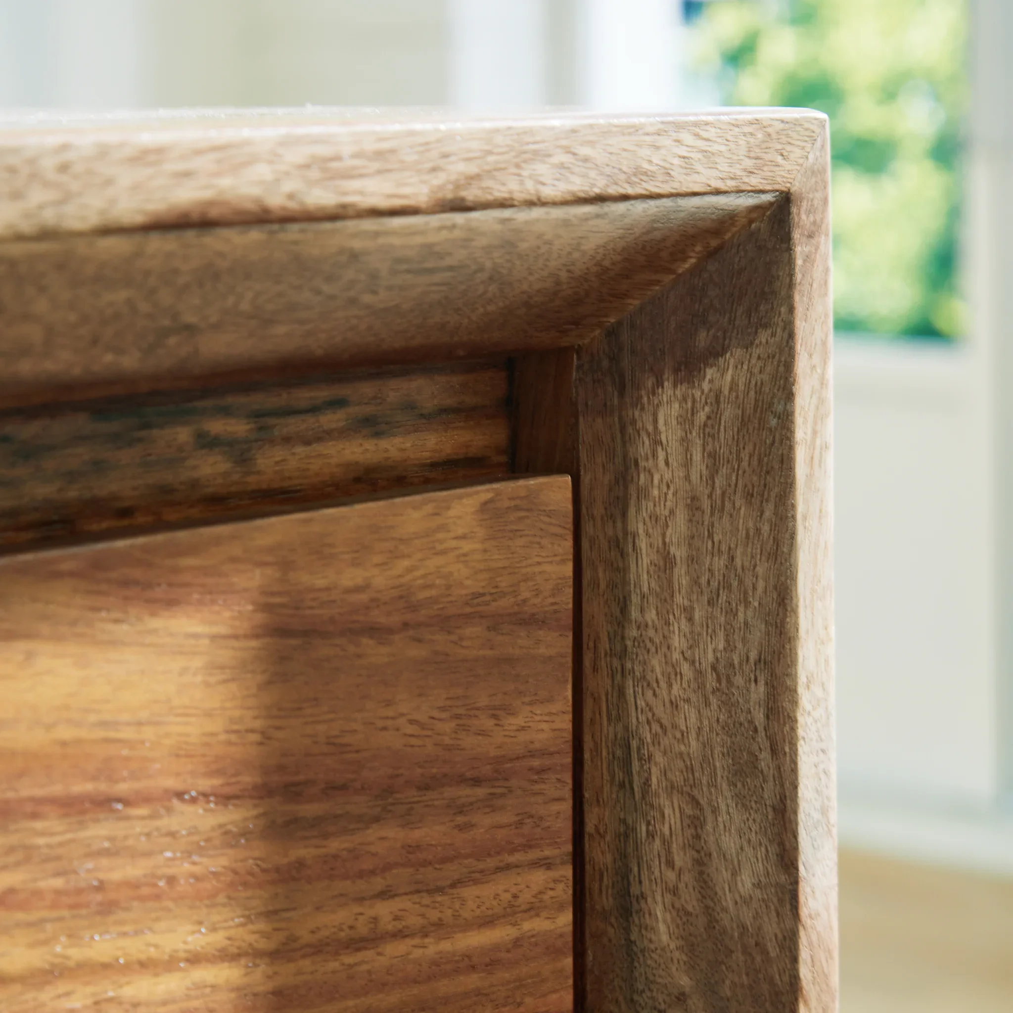 Dressonni - Brown - Five Drawer Chest - Image 7