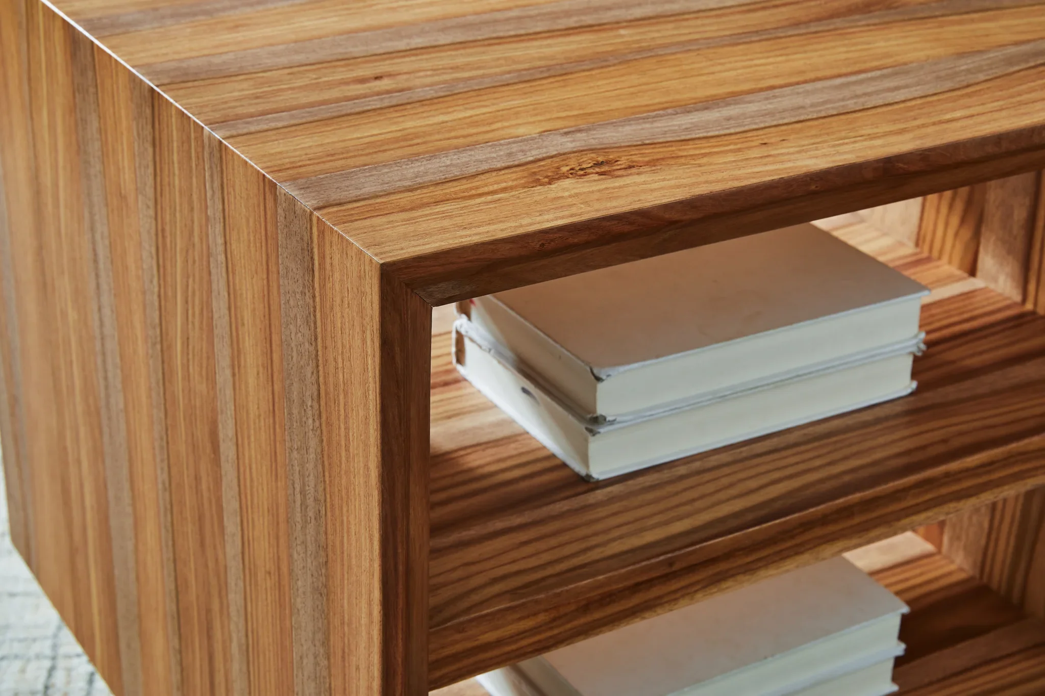 Dressonni - Brown - Square End Table - Image 5