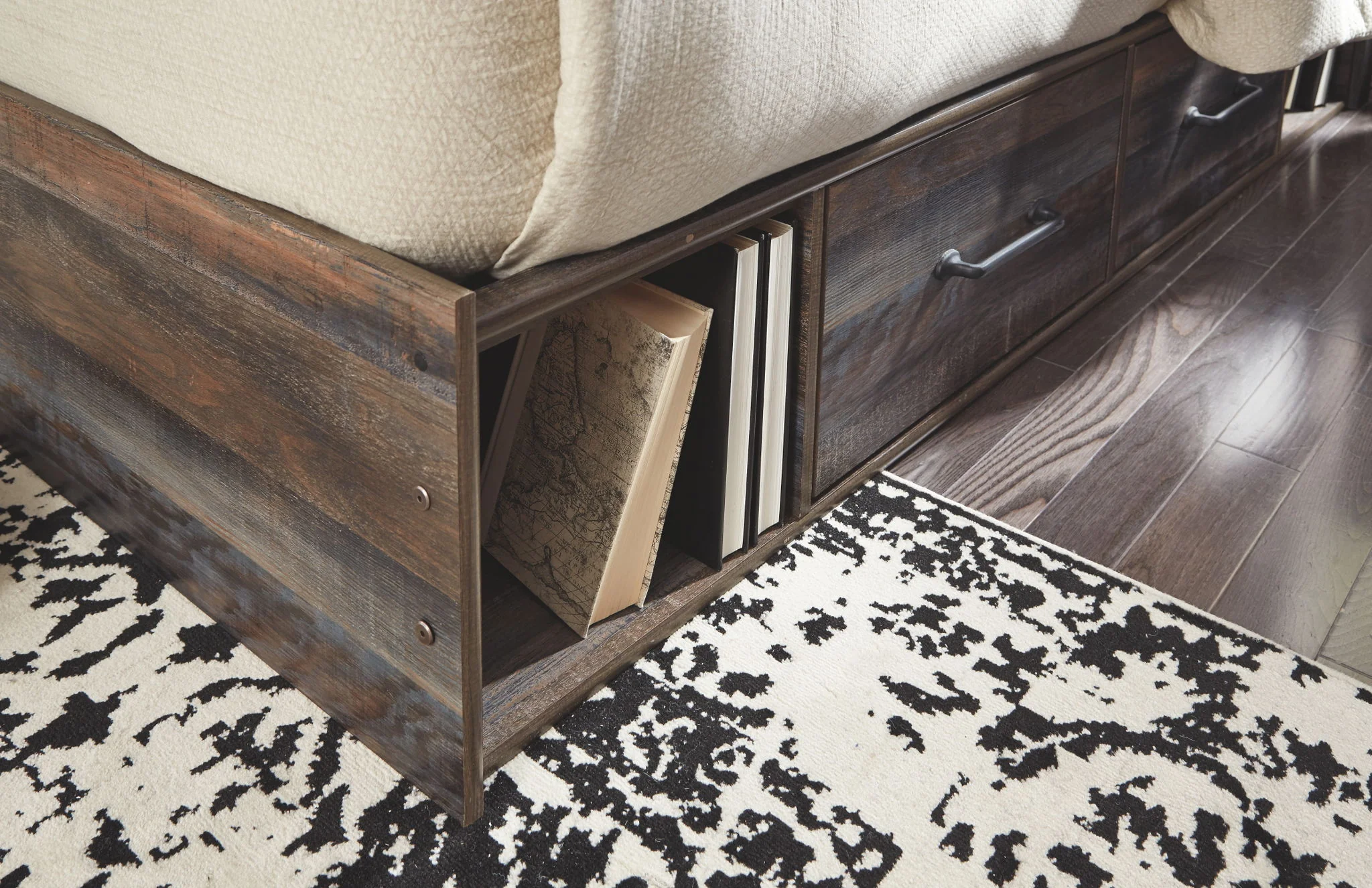Drystan - Brown / Beige - Queen Panel Bed With 4 Side Drawers - Image 3