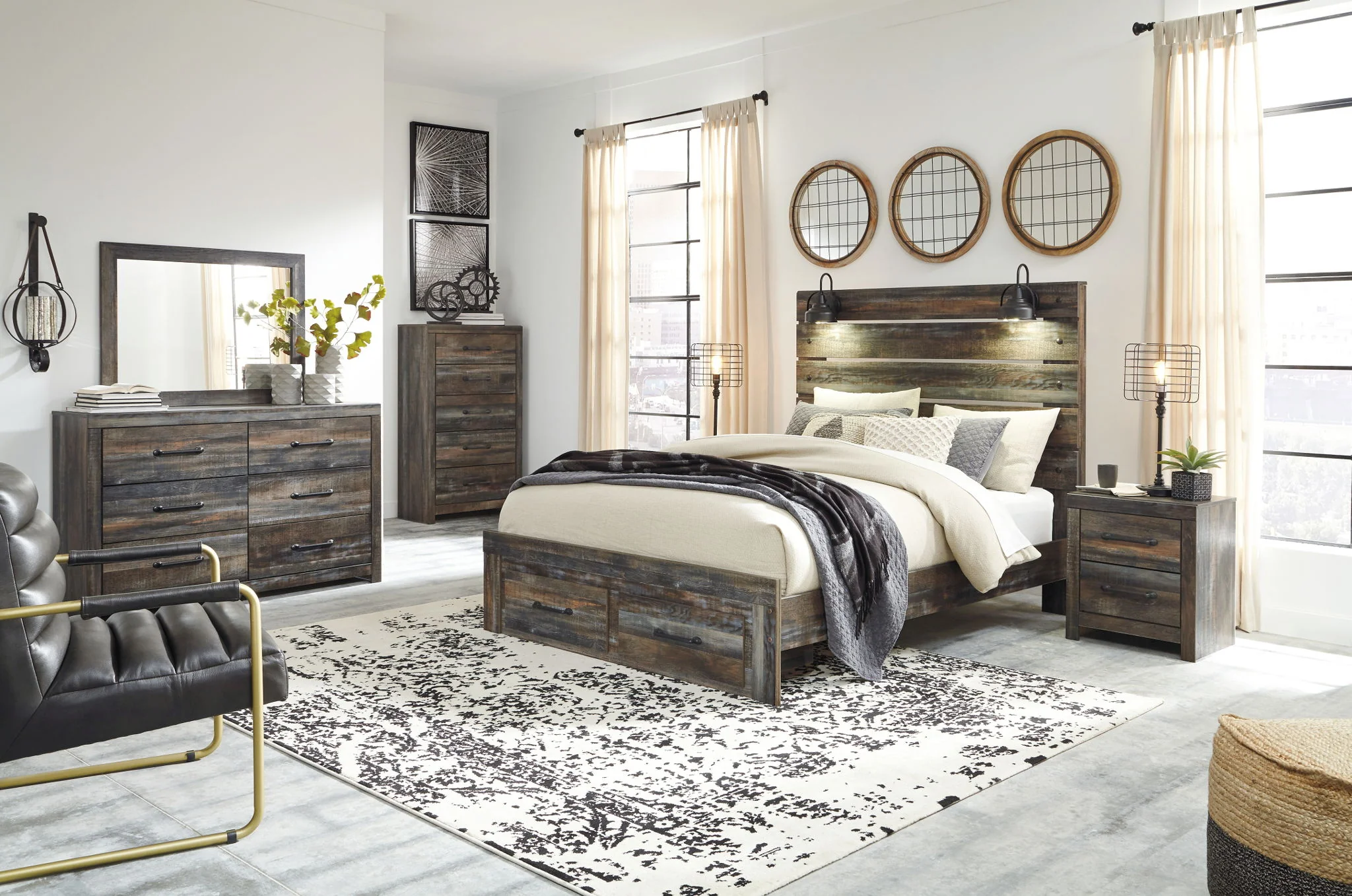 Drystan - Brown / Beige - Queen Panel Bed With 2 Storage Drawers - Image 3