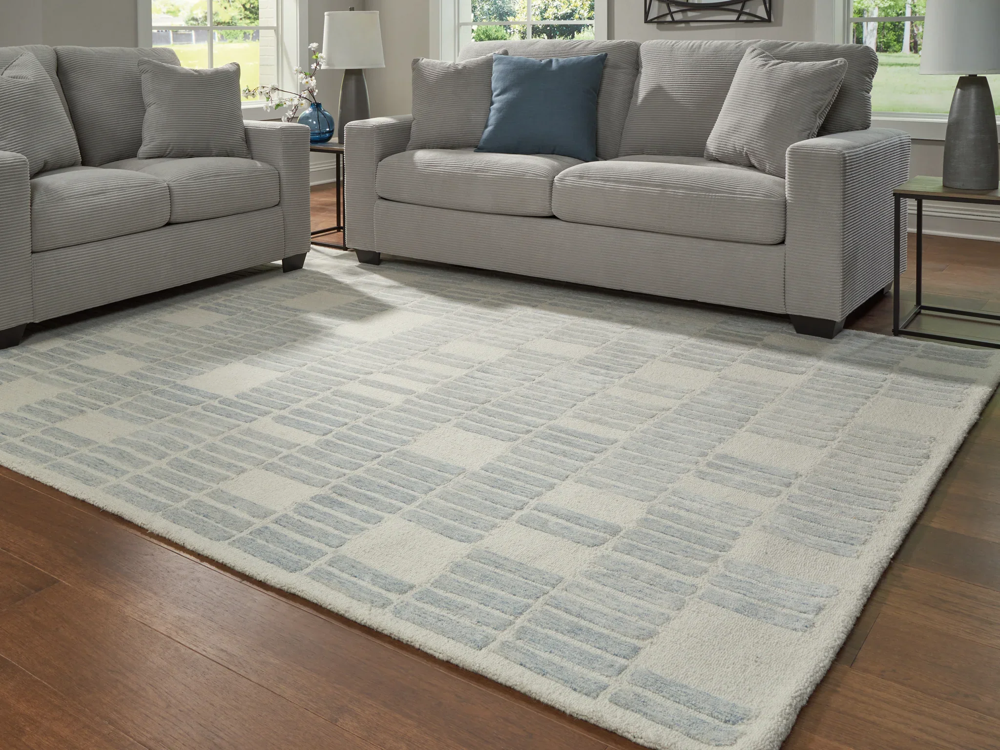 Dylanton - Ivory / Blue - Large Rug - 8' x 10' - Image 2