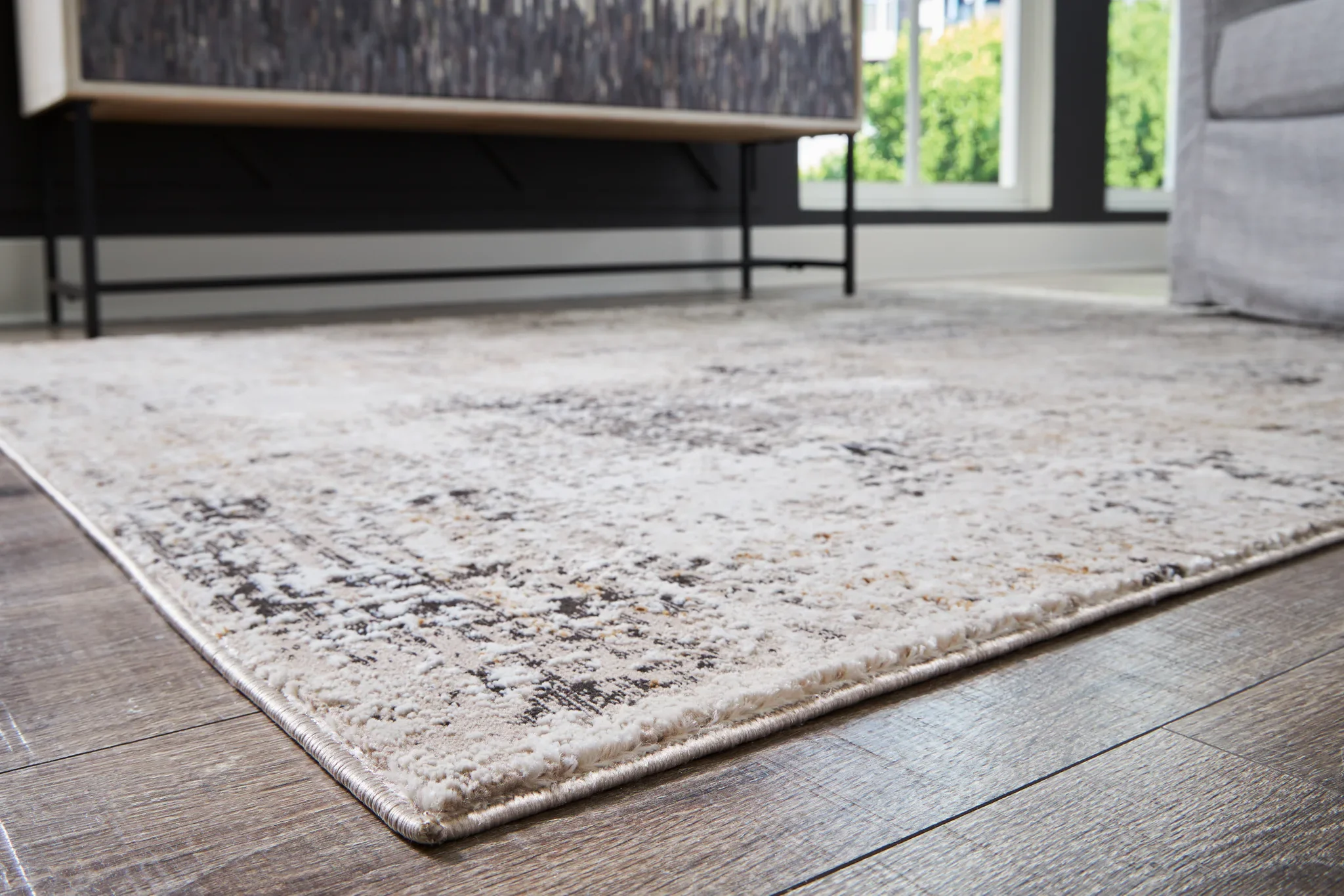 Elaning - Black / Gray / Cream - Large Rug - 8' x 10' - Image 2