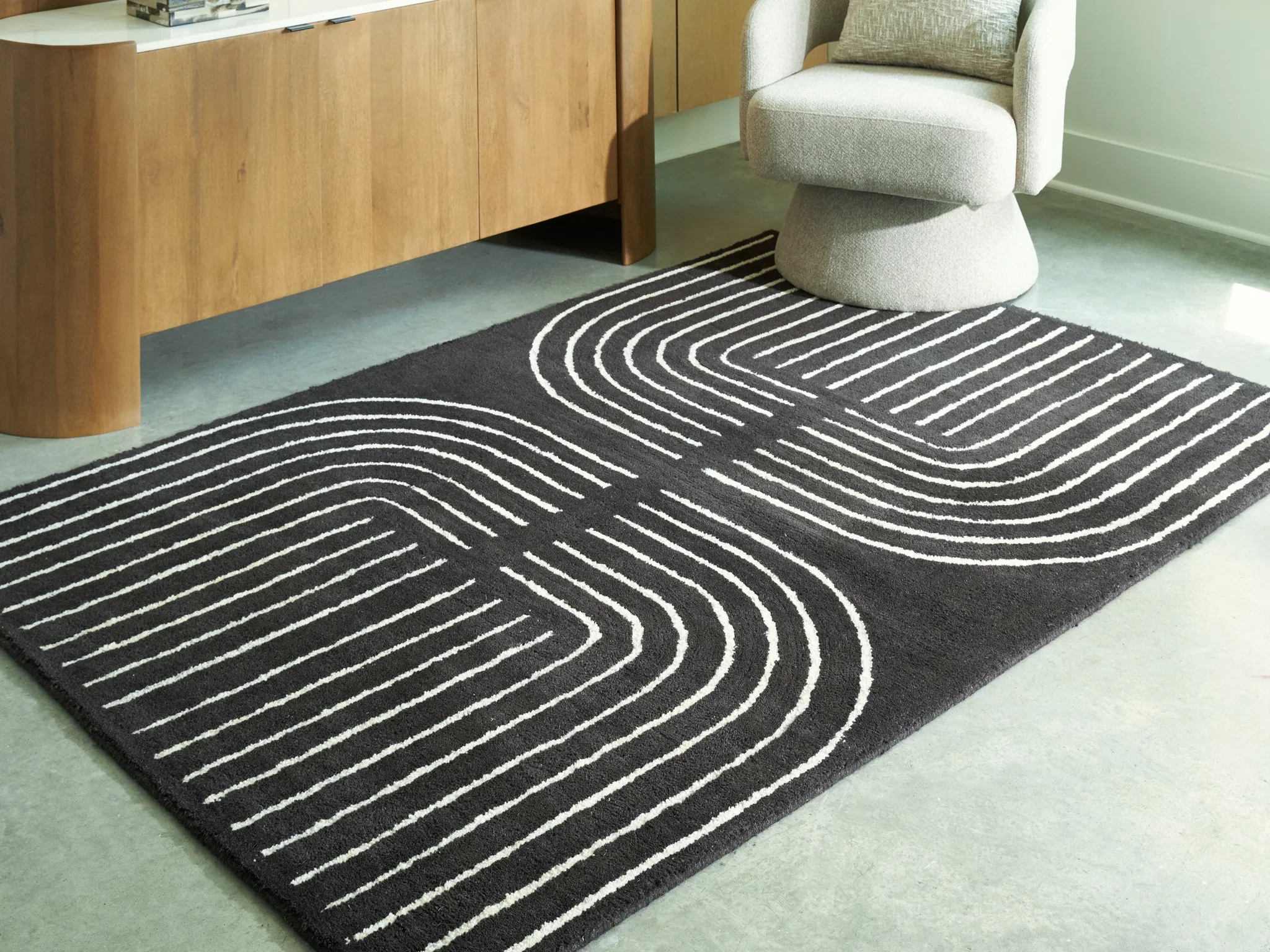 Eldonmore - Black / Ivory - Medium Rug - 5' x 7' - Image 2