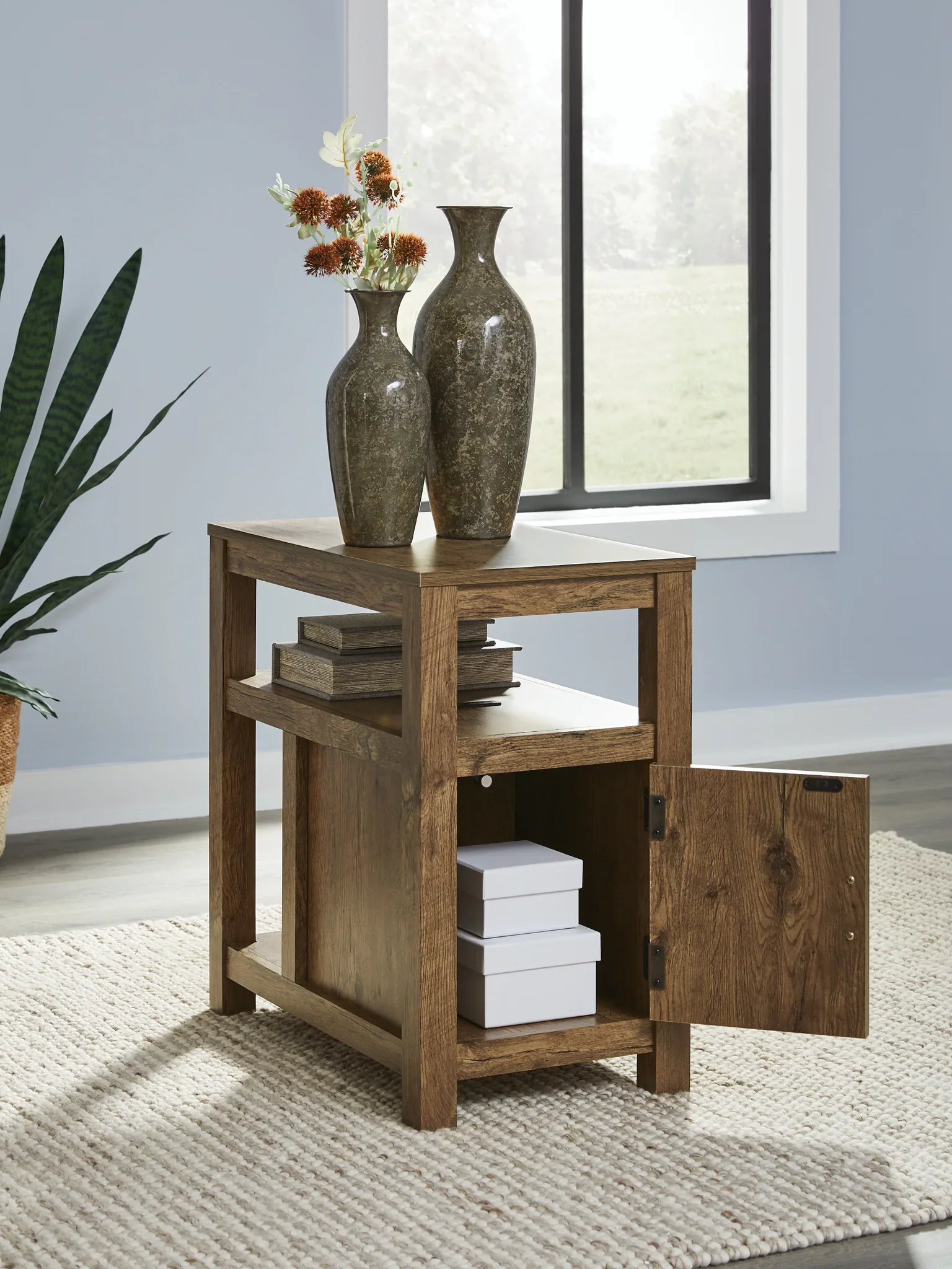 Fendenmore - Brown - Chair Side End Table - Image 7