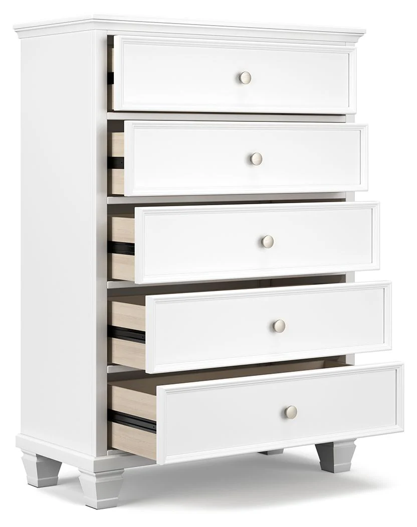 Fortman - White - Five Drawer Chest - Image 3