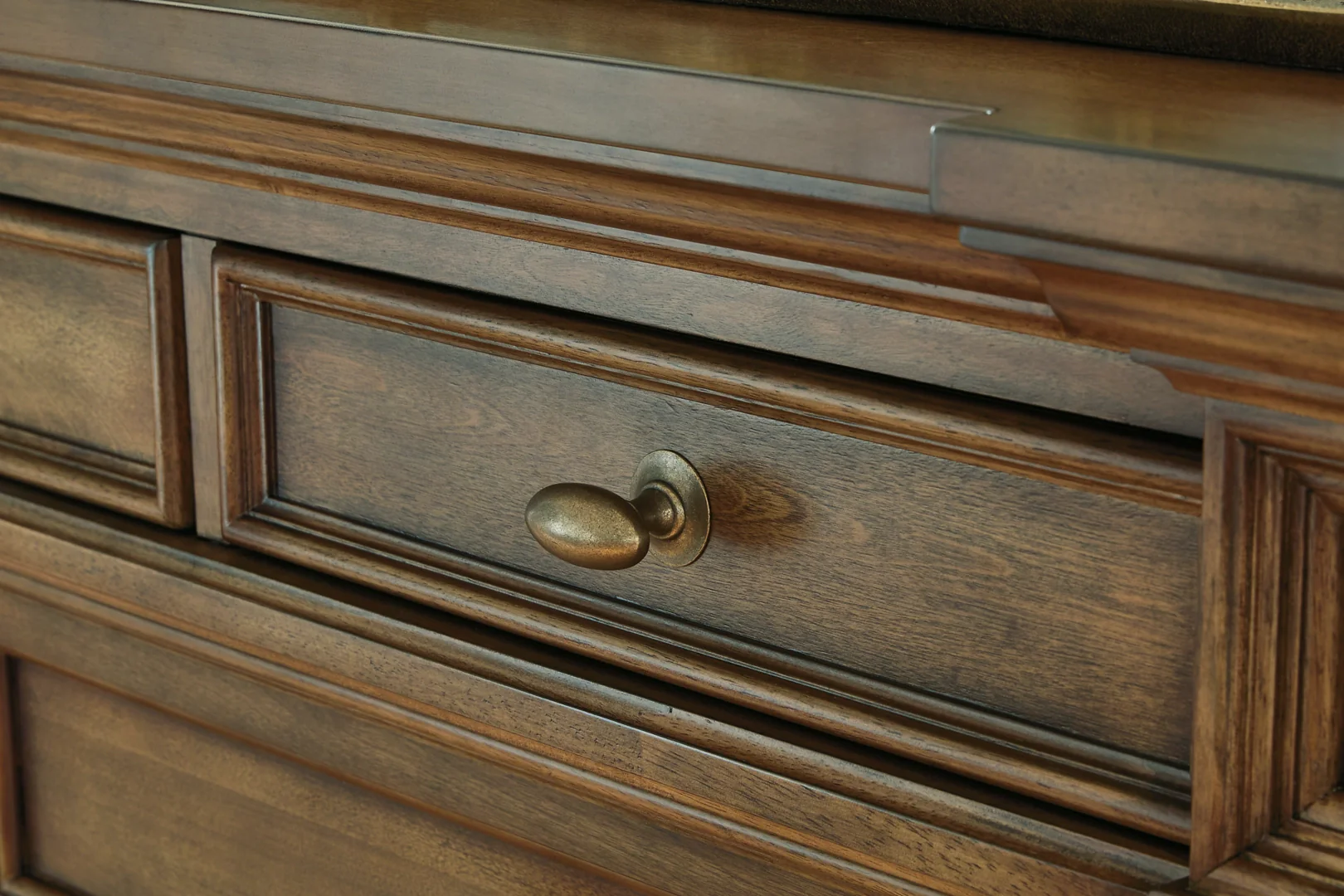 Frantanna - Brown - Dresser - Image 5