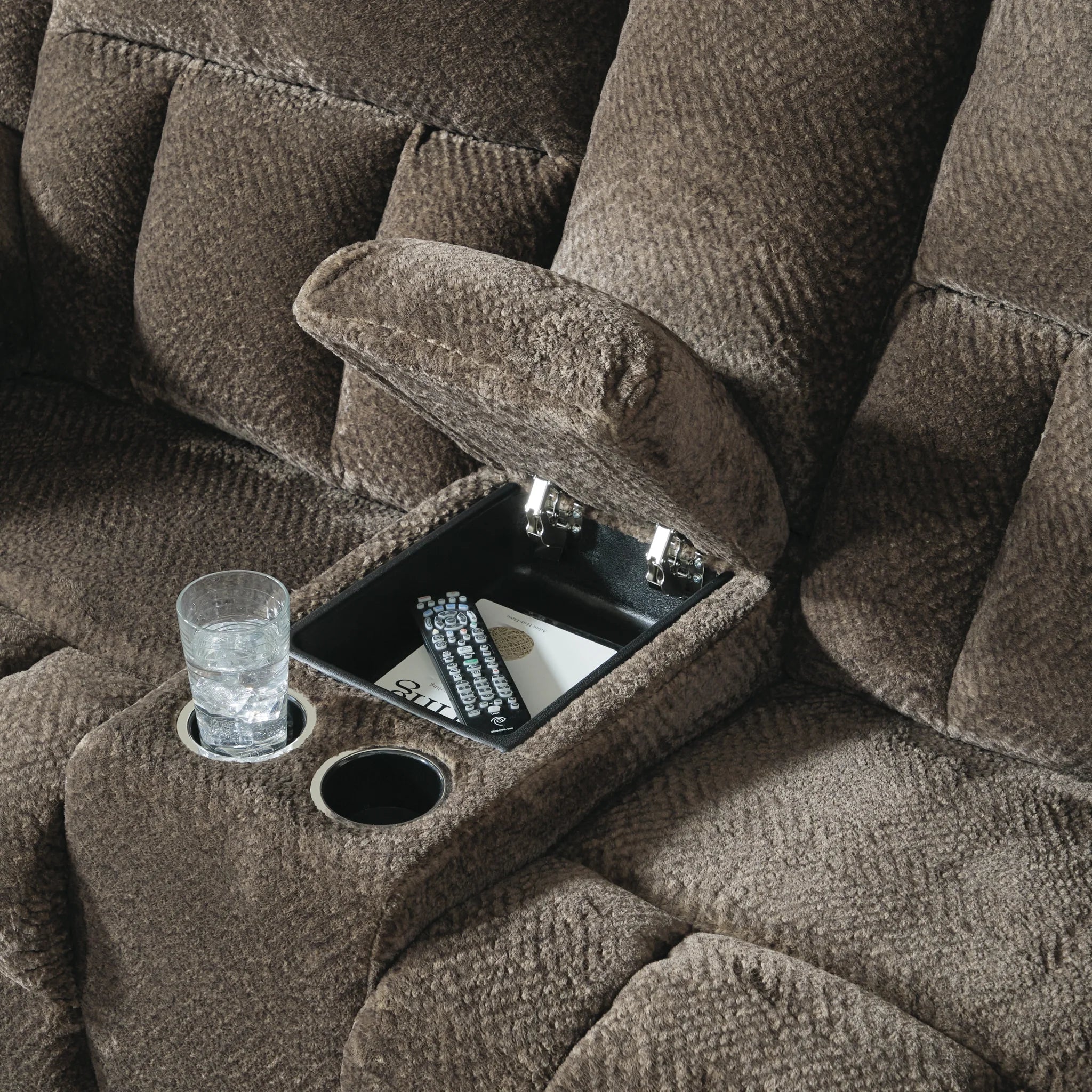 Frohn - Chocolate - Dbl Reclining Loveseat With Console - Image 8