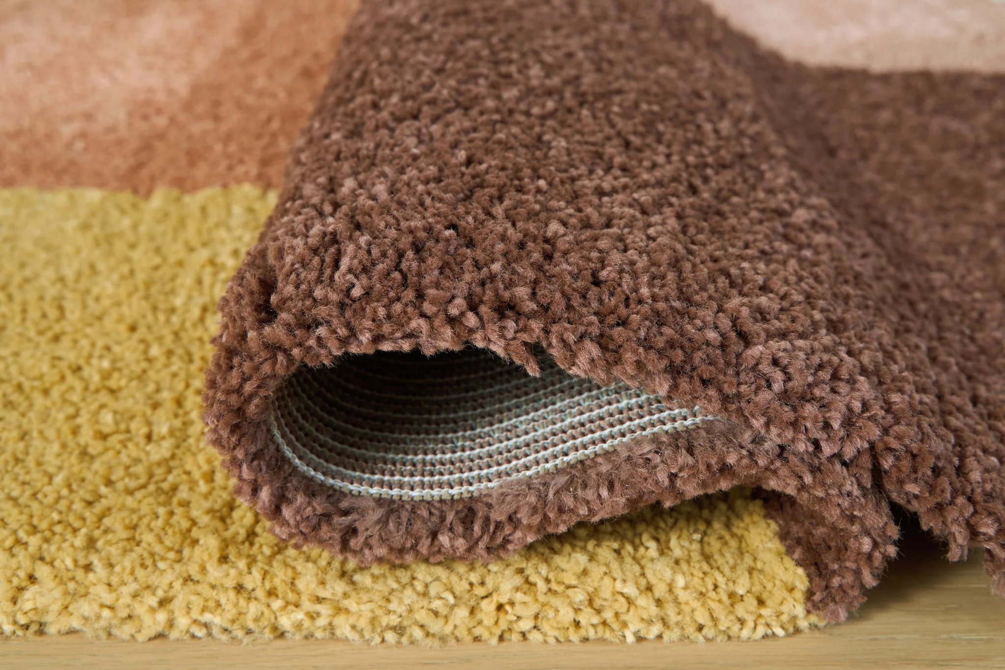 Gailmore - Cream / Pink / Ocher - Medium Rug - 5' x 7' - Image 4