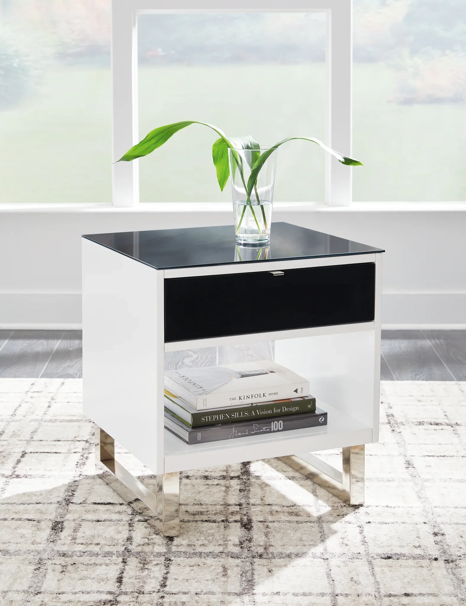 Gardoni - White / Black - Rectangular End Table - Image 2