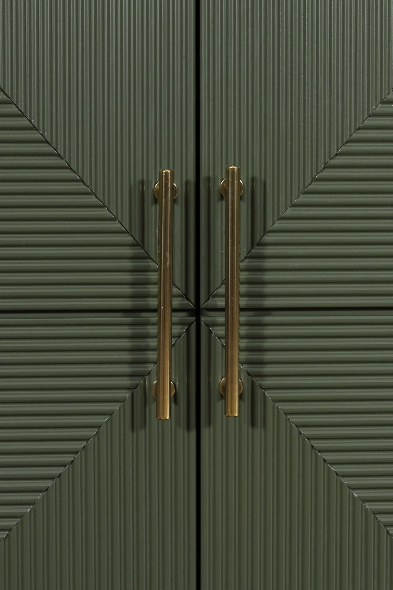 Geirwood - Dark Green - Accent Cabinet - Image 5